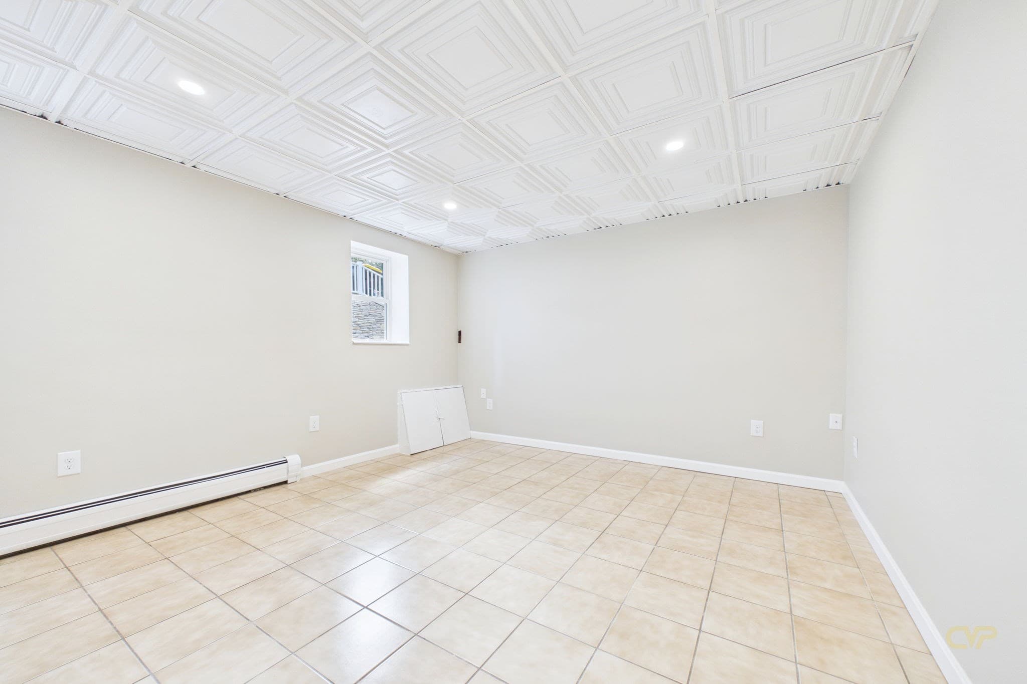 Single Family Residence at 102 Vestal St, Fall River MA 02720, Fall River, photo 32 of 42