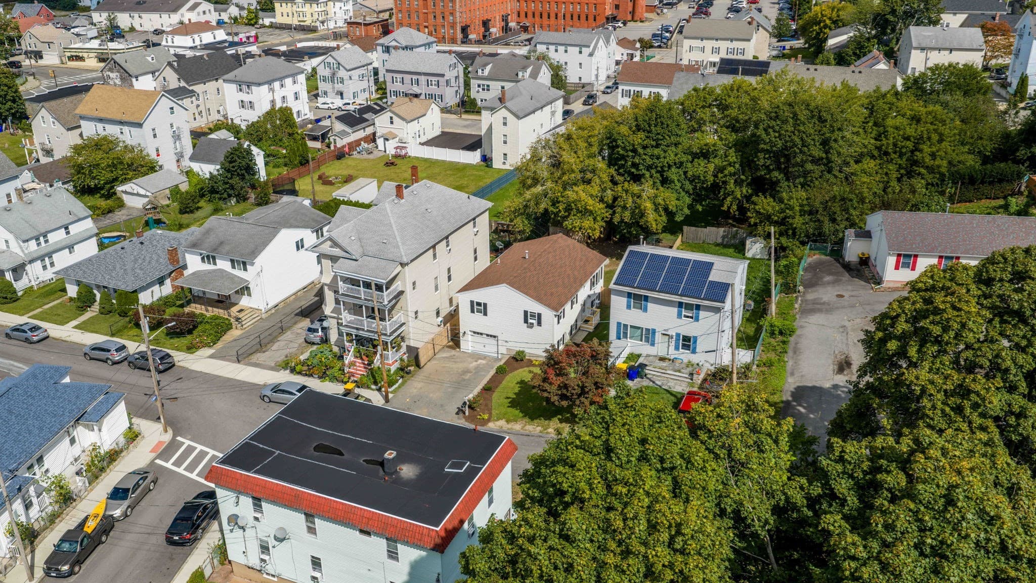 Single Family Residence at 102 Vestal St, Fall River MA 02720, Fall River, photo 38 of 42