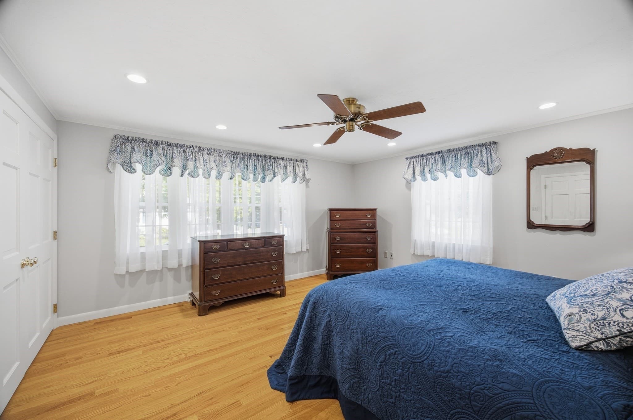 Single Family Residence at 17 Grove Ave, Holbrook MA 02343, Holbrook, photo 12 of 42