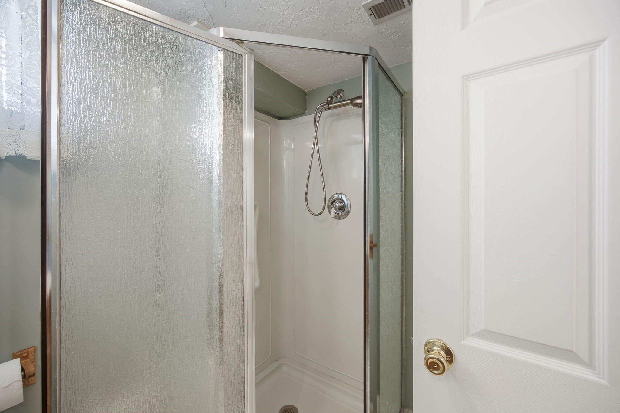 Single Family Residence at 17 Grove Ave, Holbrook MA 02343, Holbrook, photo 25 of 42