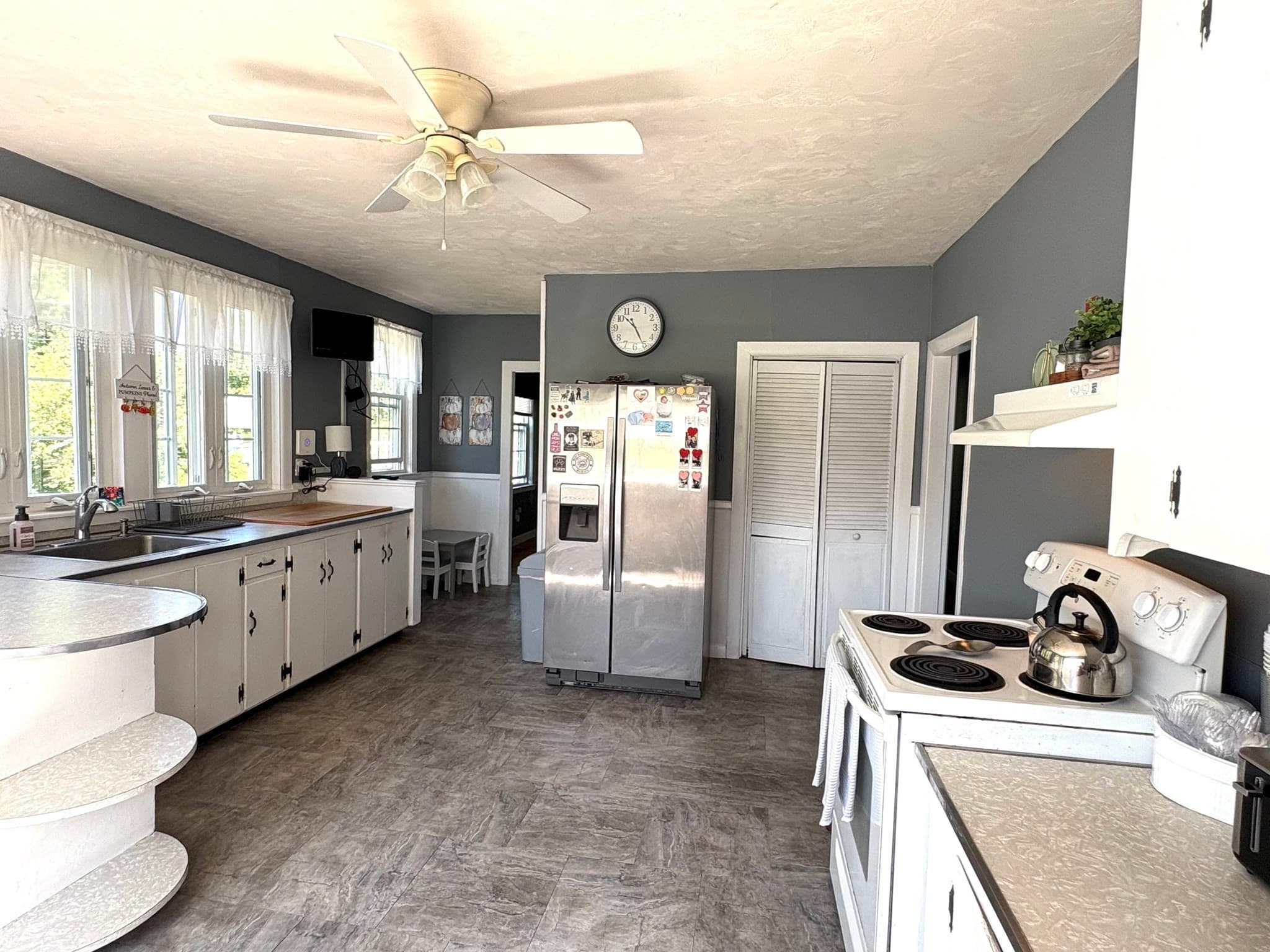 Single Family Residence at 26 Cross St, West Bridgewater MA 02379, West Bridgewater, photo 6 of 22