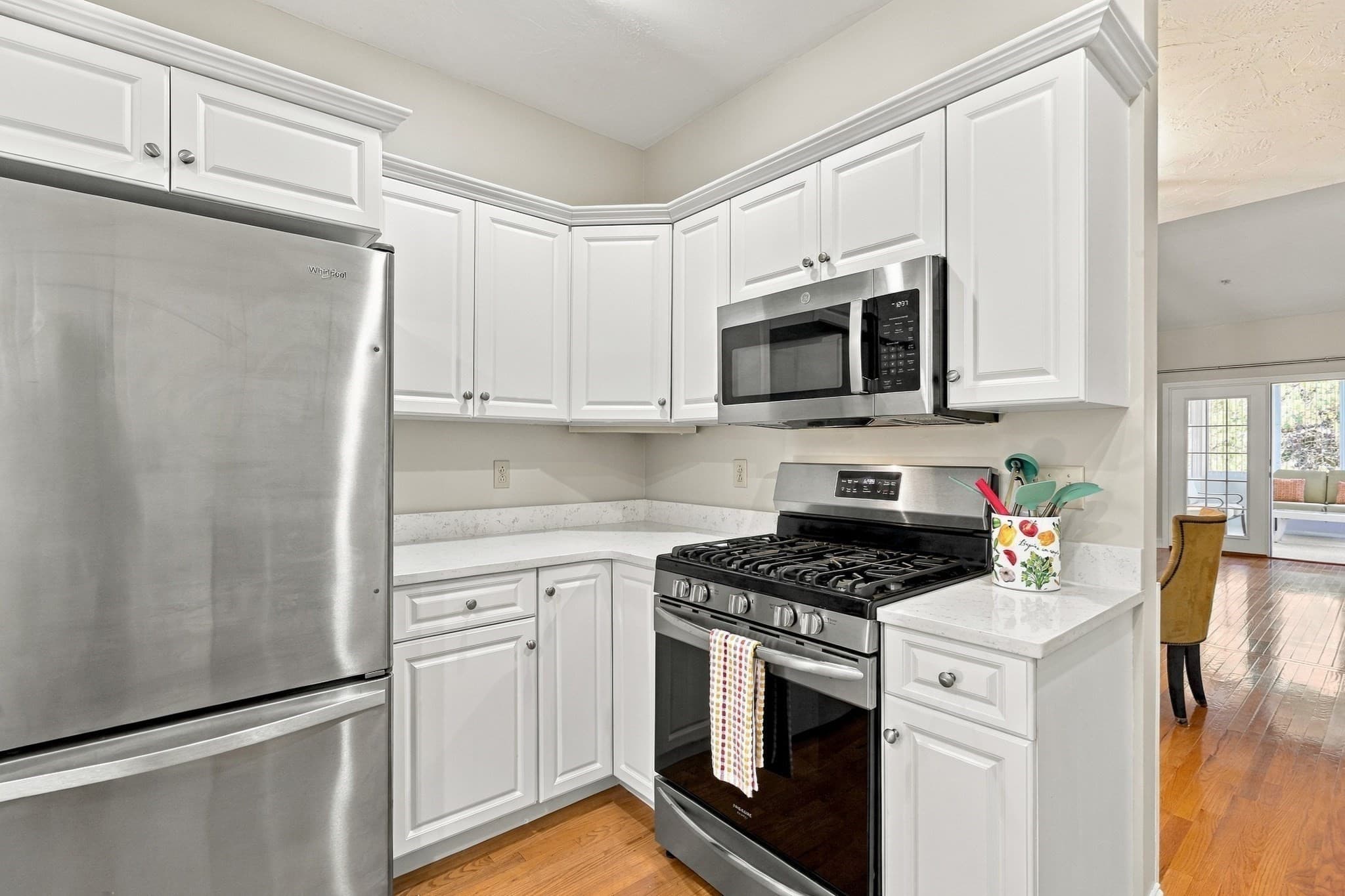 Condominium at 4 Blossom Tree Drive # 4, Shrewsbury MA 01545, Shrewsbury, photo 15 of 34