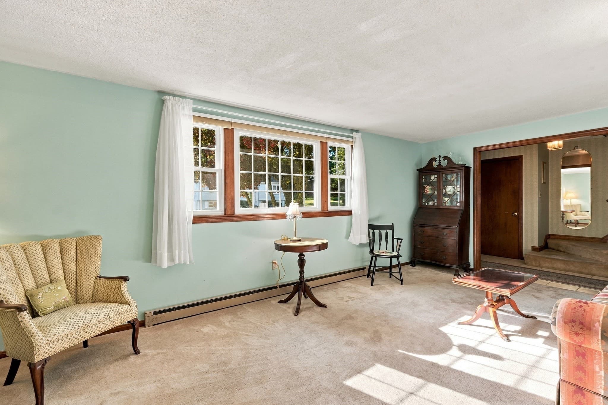 Single Family Residence at 17 Whippoorwill Drive, Shrewsbury MA 01545, Shrewsbury, photo 6 of 39