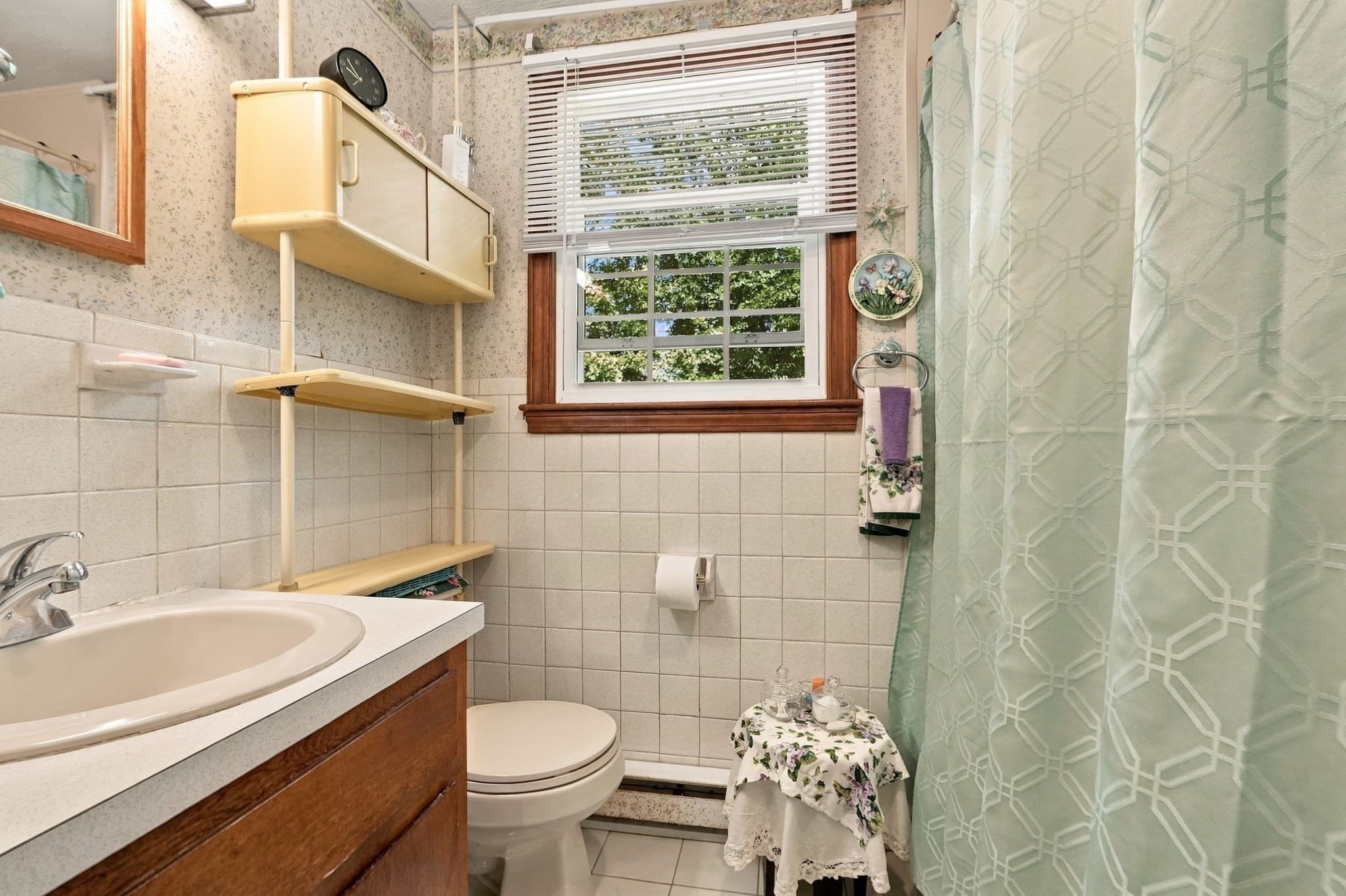 Single Family Residence at 17 Whippoorwill Drive, Shrewsbury MA 01545, Shrewsbury, photo 32 of 39