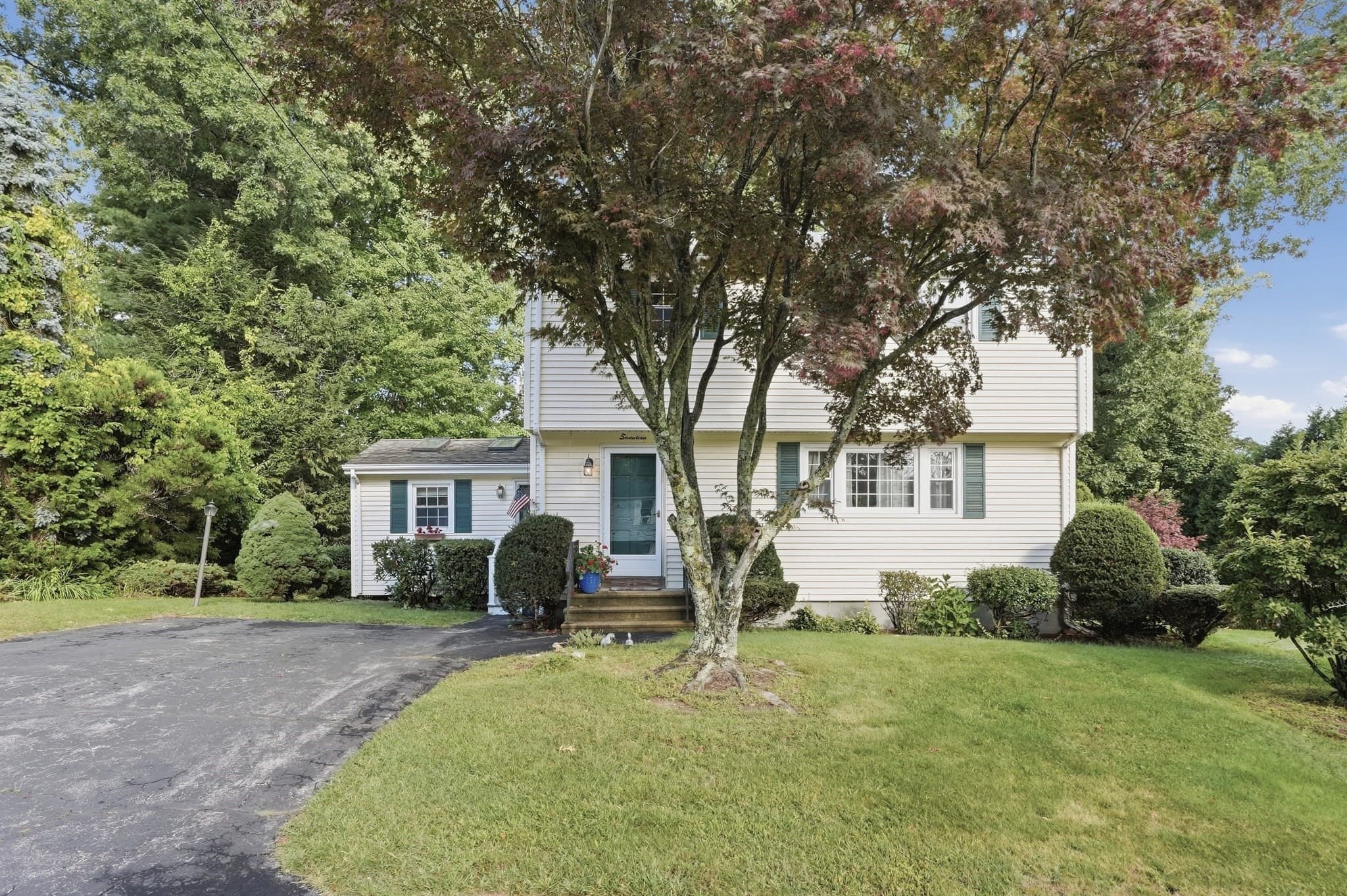 17 Whippoorwill Drive, Shrewsbury MA 01545