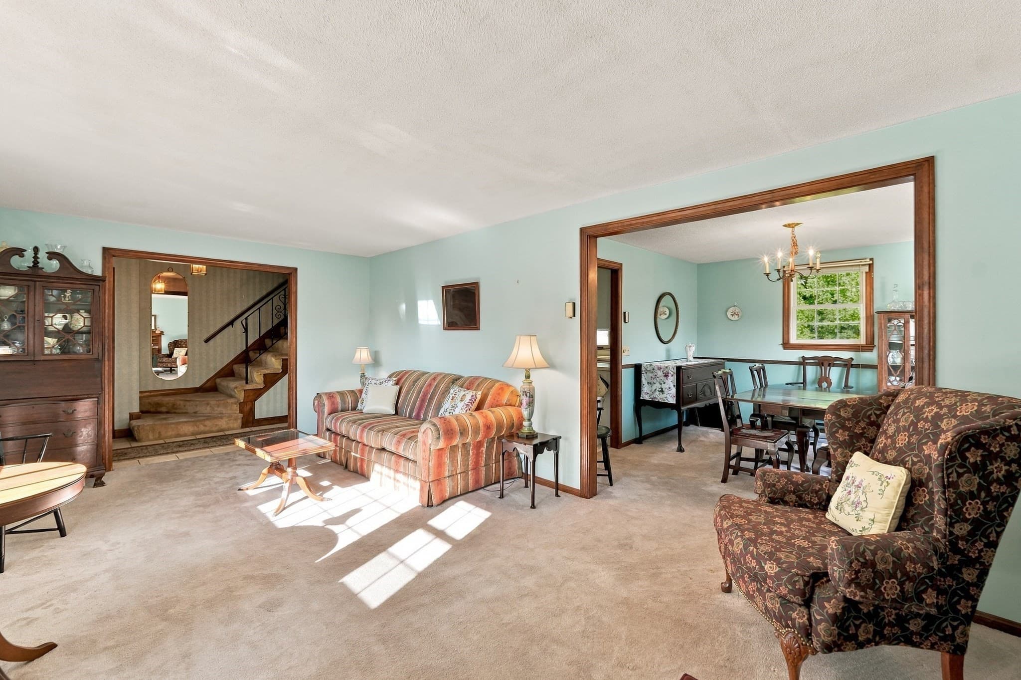 Single Family Residence at 17 Whippoorwill Drive, Shrewsbury MA 01545, Shrewsbury, photo 5 of 39