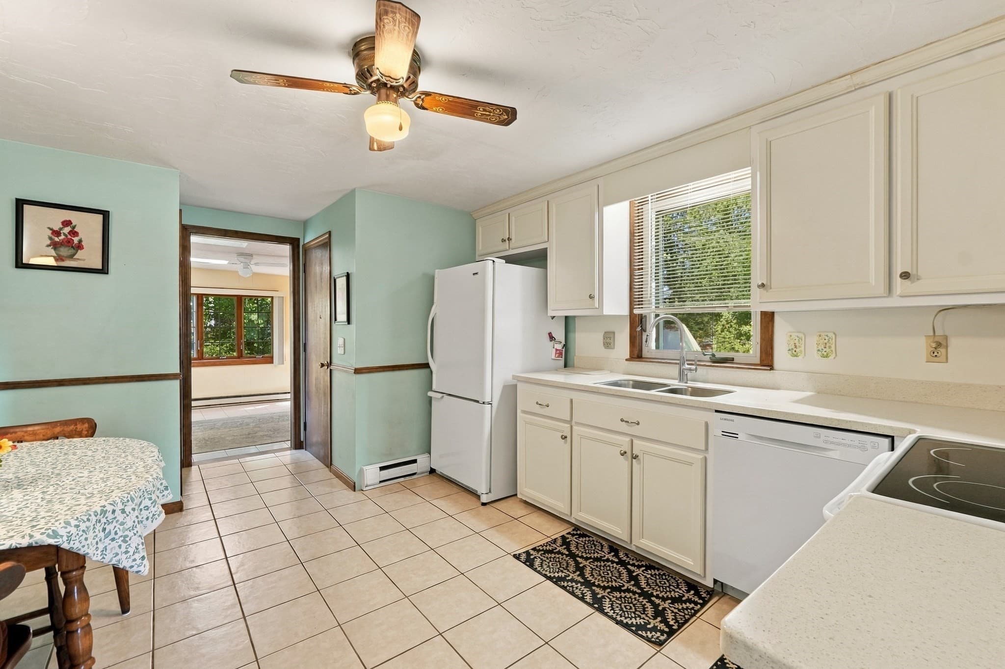 Single Family Residence at 17 Whippoorwill Drive, Shrewsbury MA 01545, Shrewsbury, photo 8 of 39