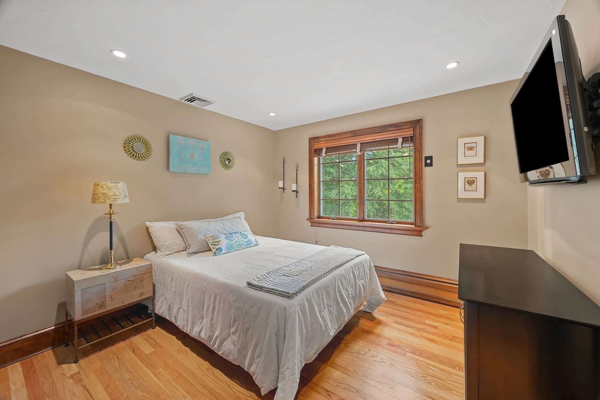Single Family Residence at 9 Cranbrook Rd, Shrewsbury MA 01545, Shrewsbury, photo 23 of 42