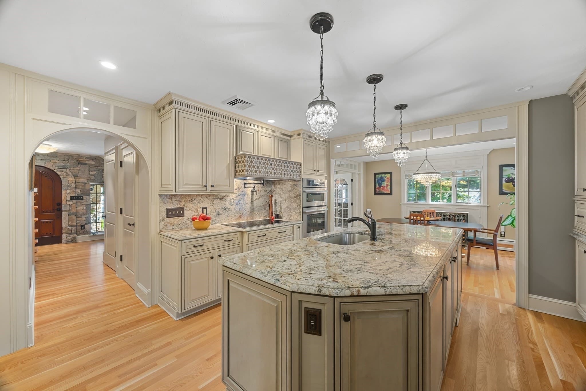 Single Family Residence at 9 Cranbrook Rd, Shrewsbury MA 01545, Shrewsbury, photo 12 of 42