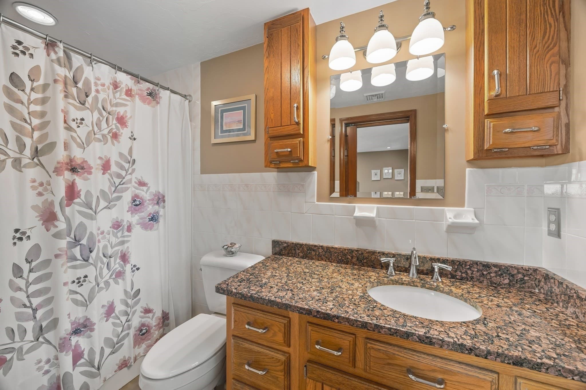 Single Family Residence at 9 Cranbrook Rd, Shrewsbury MA 01545, Shrewsbury, photo 20 of 42