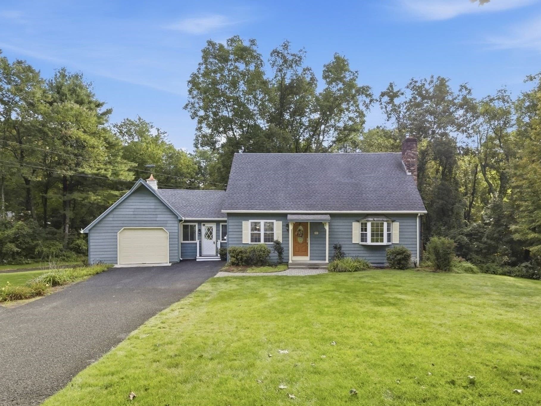 330 Ventura St, Ludlow MA 01056