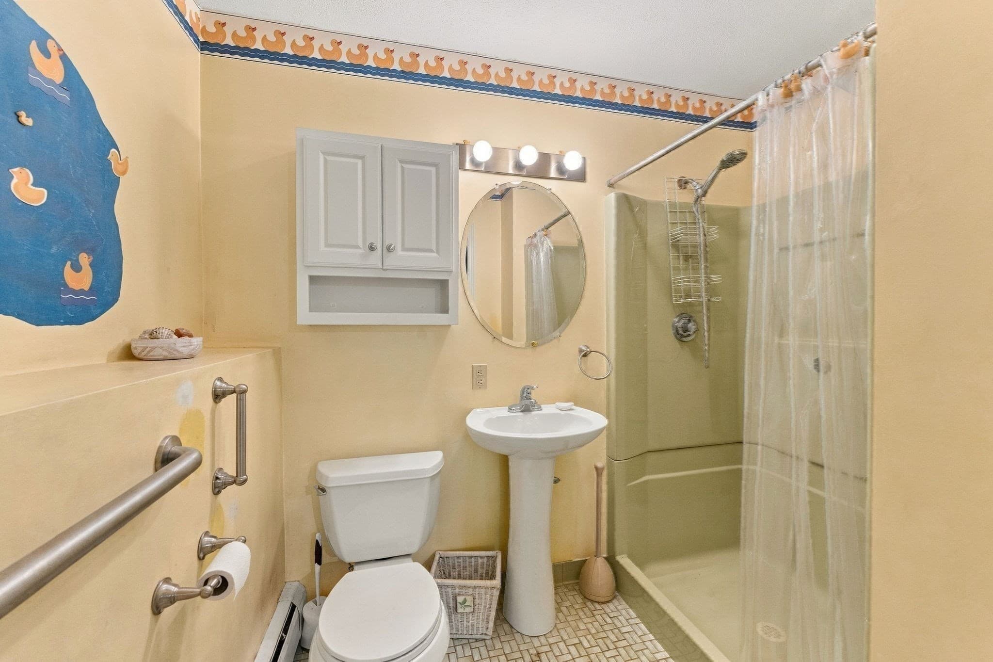 Single Family Residence at 1 Lisa Drive, Woburn MA 01801, Woburn, photo 21 of 33