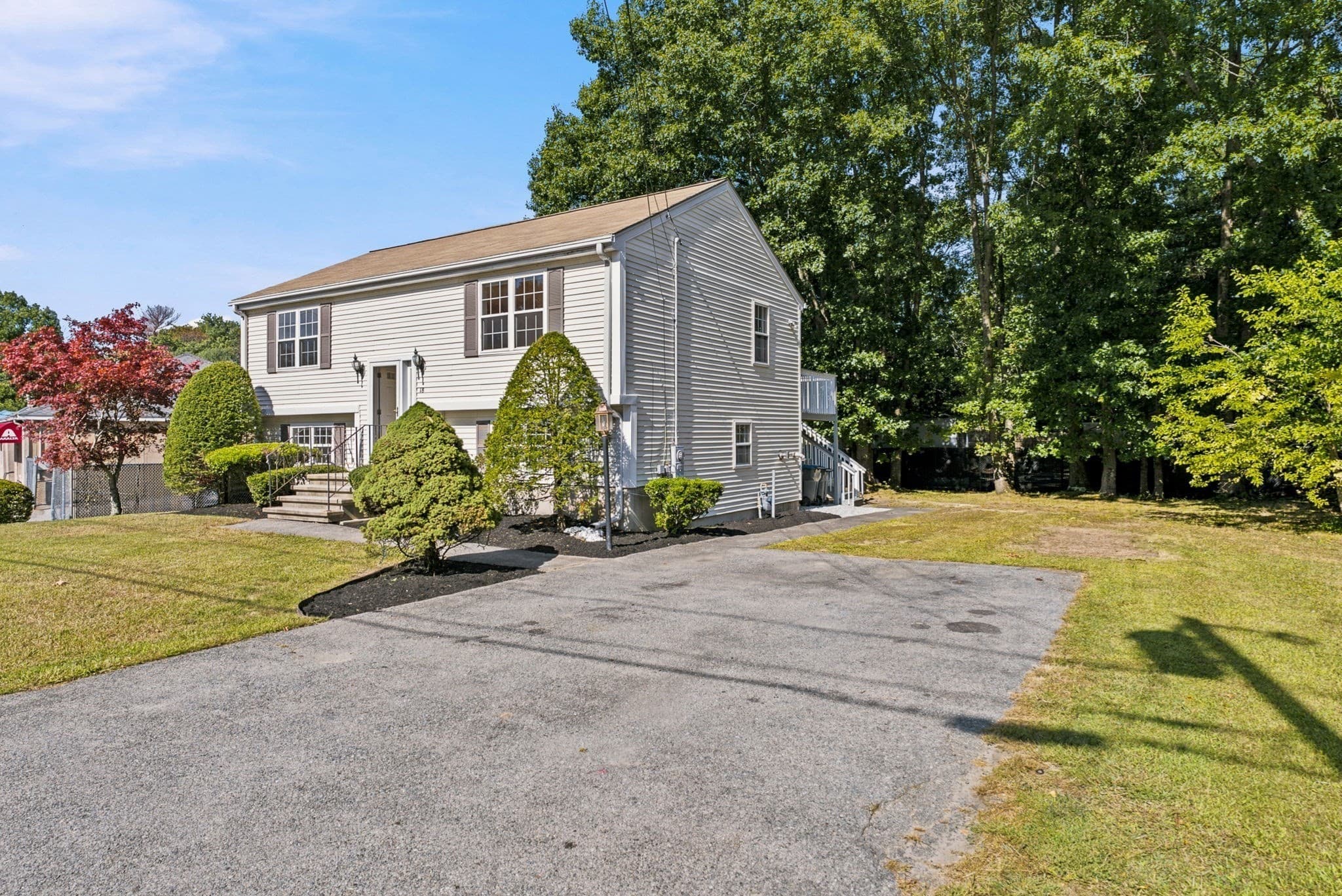 Single Family Residence at 18 Woodland Street, Methuen MA 01844, Methuen, photo 3 of 30