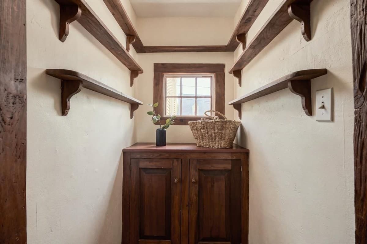 Single Family Residence at 25 Ship St, Hingham MA 02043, Hingham, photo 12 of 41