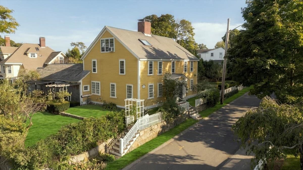 25 Ship St, Hingham MA 02043