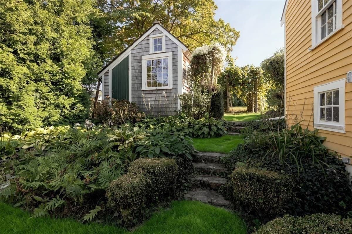 Single Family Residence at 25 Ship St, Hingham MA 02043, Hingham, photo 35 of 41