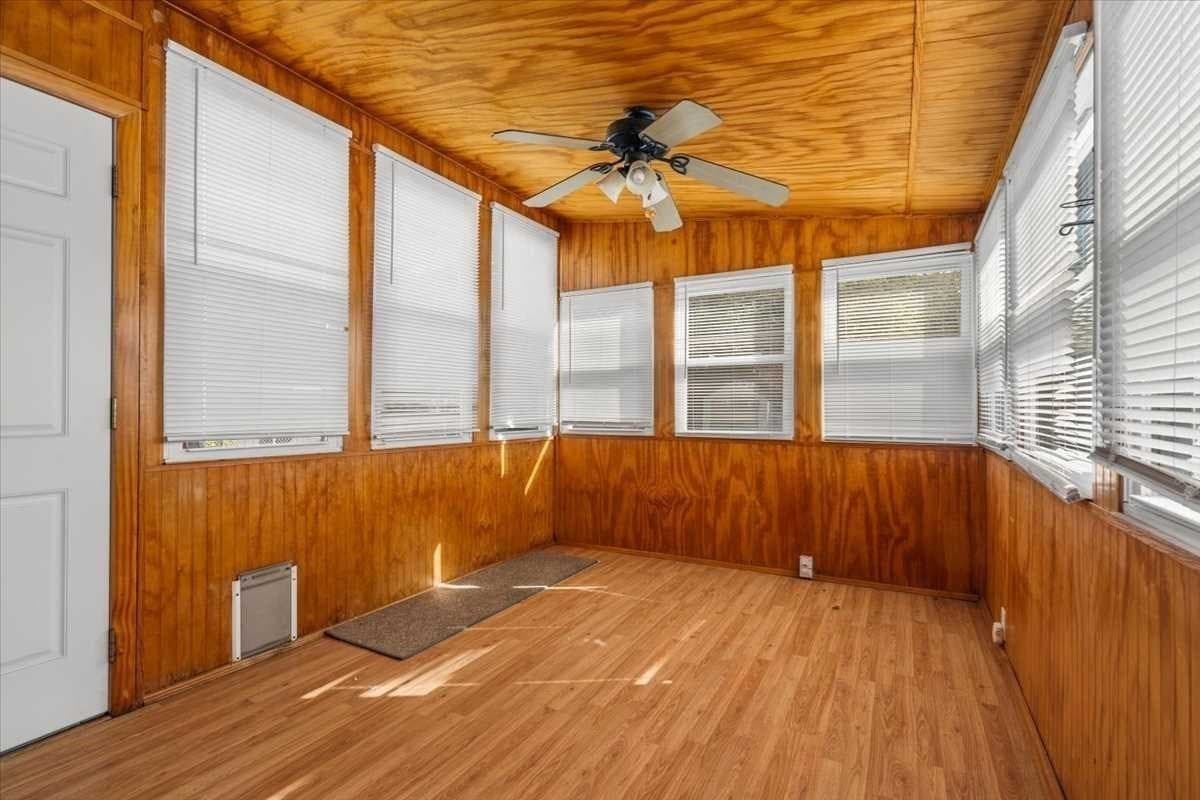 Single Family Residence at 6 Adelle Circuit, Worcester MA 01607, Worcester, photo 16 of 34
