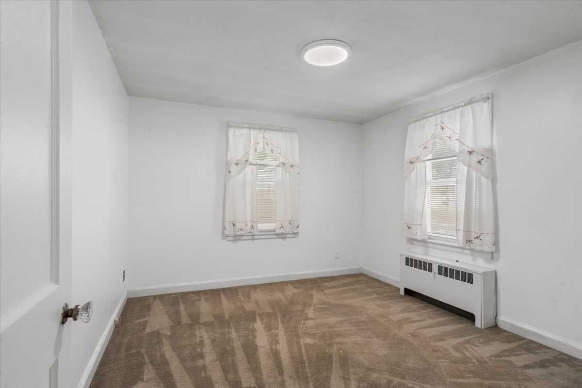 Single Family Residence at 6 Adelle Circuit, Worcester MA 01607, Worcester, photo 21 of 34
