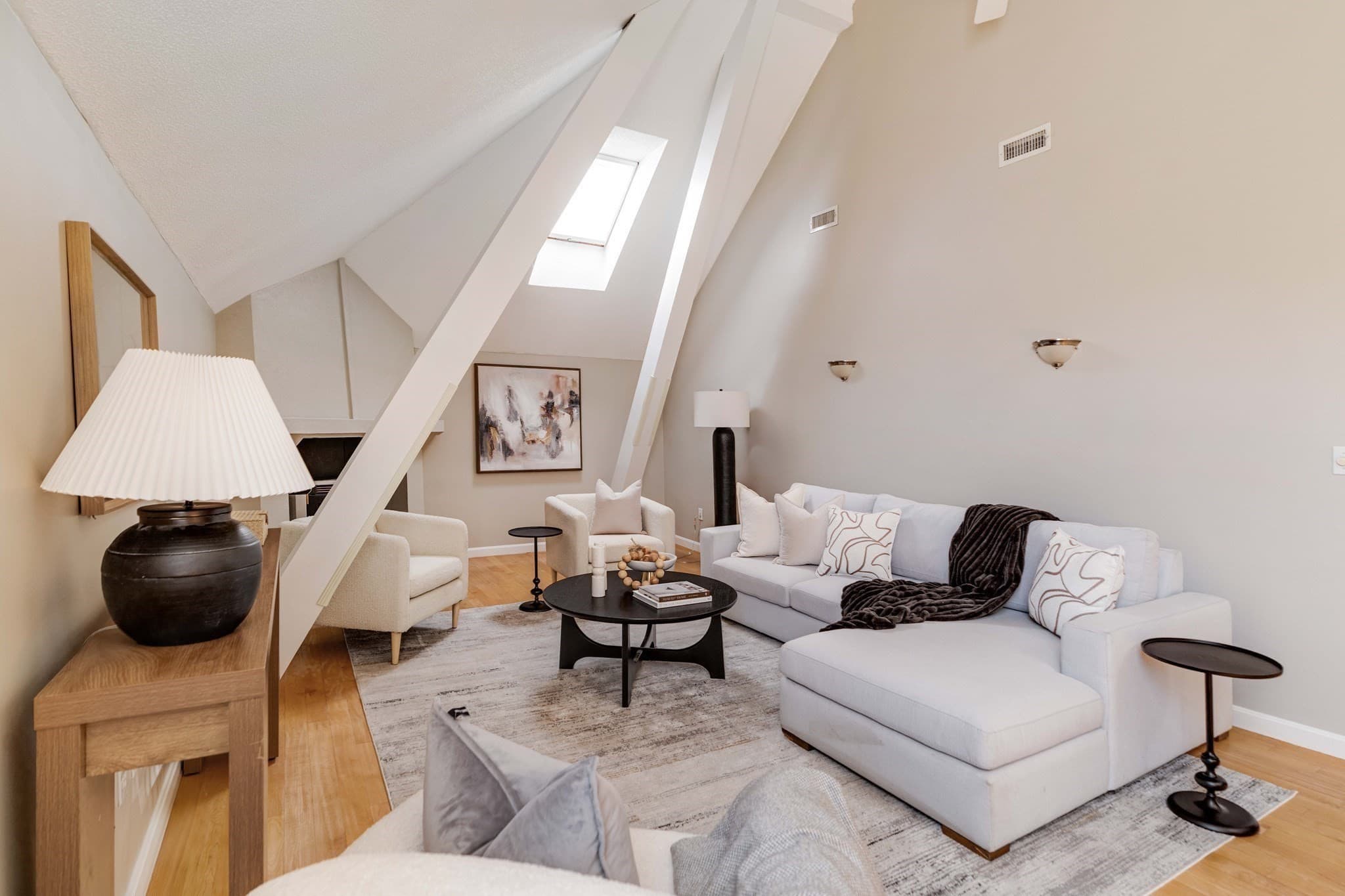 Condominium at 408 Lebanon St # 18, Melrose MA 02176, Melrose, photo 5 of 35