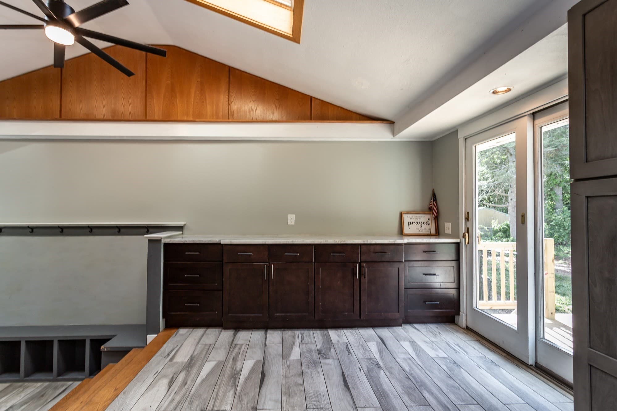 Single Family Residence at 66 Eleanor Rd, Raynham MA 02767, Raynham, photo 10 of 31