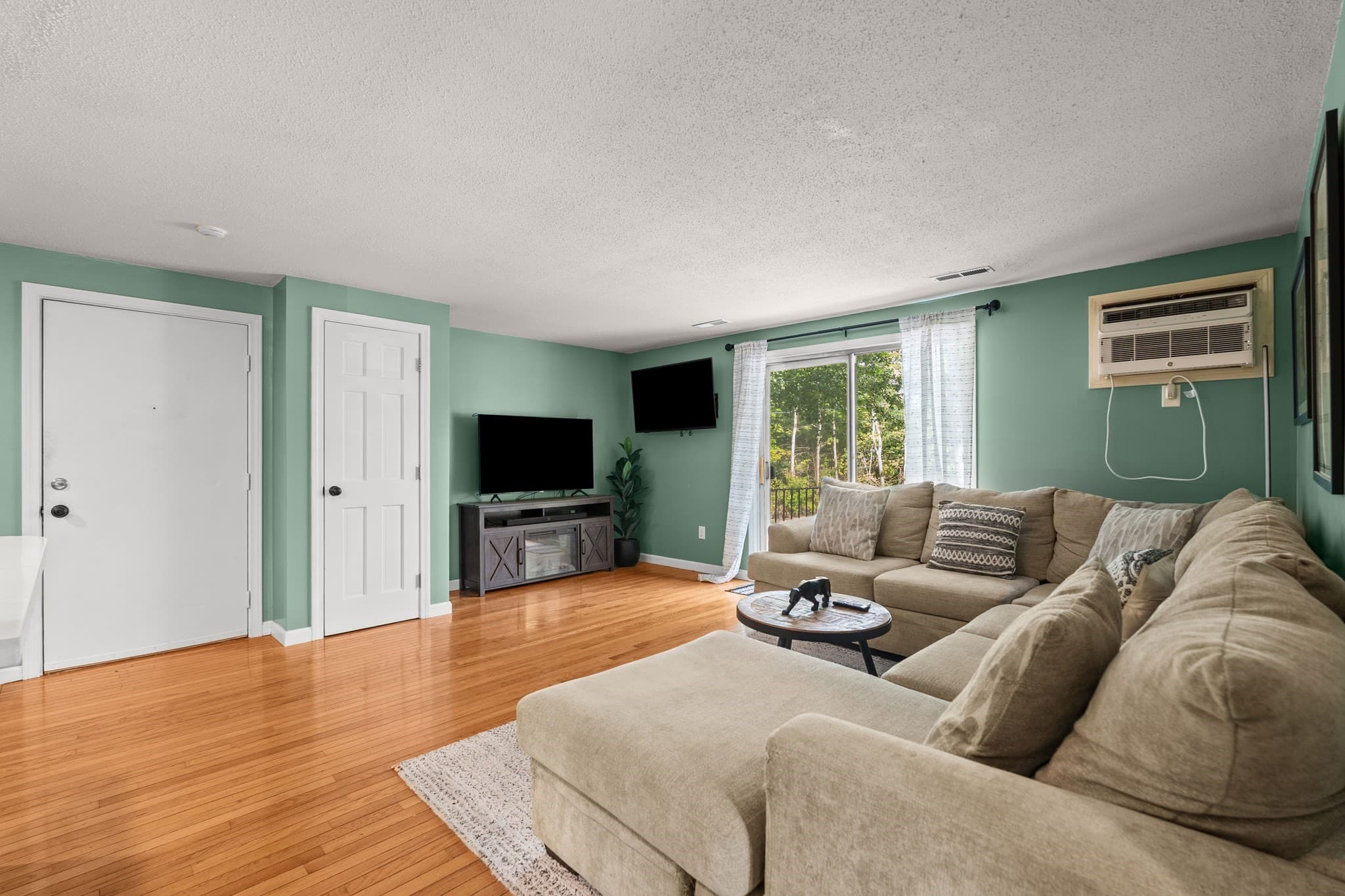 Condominium at 1261 Church St # 31, New Bedford MA 02745, New Bedford, photo 7 of 24