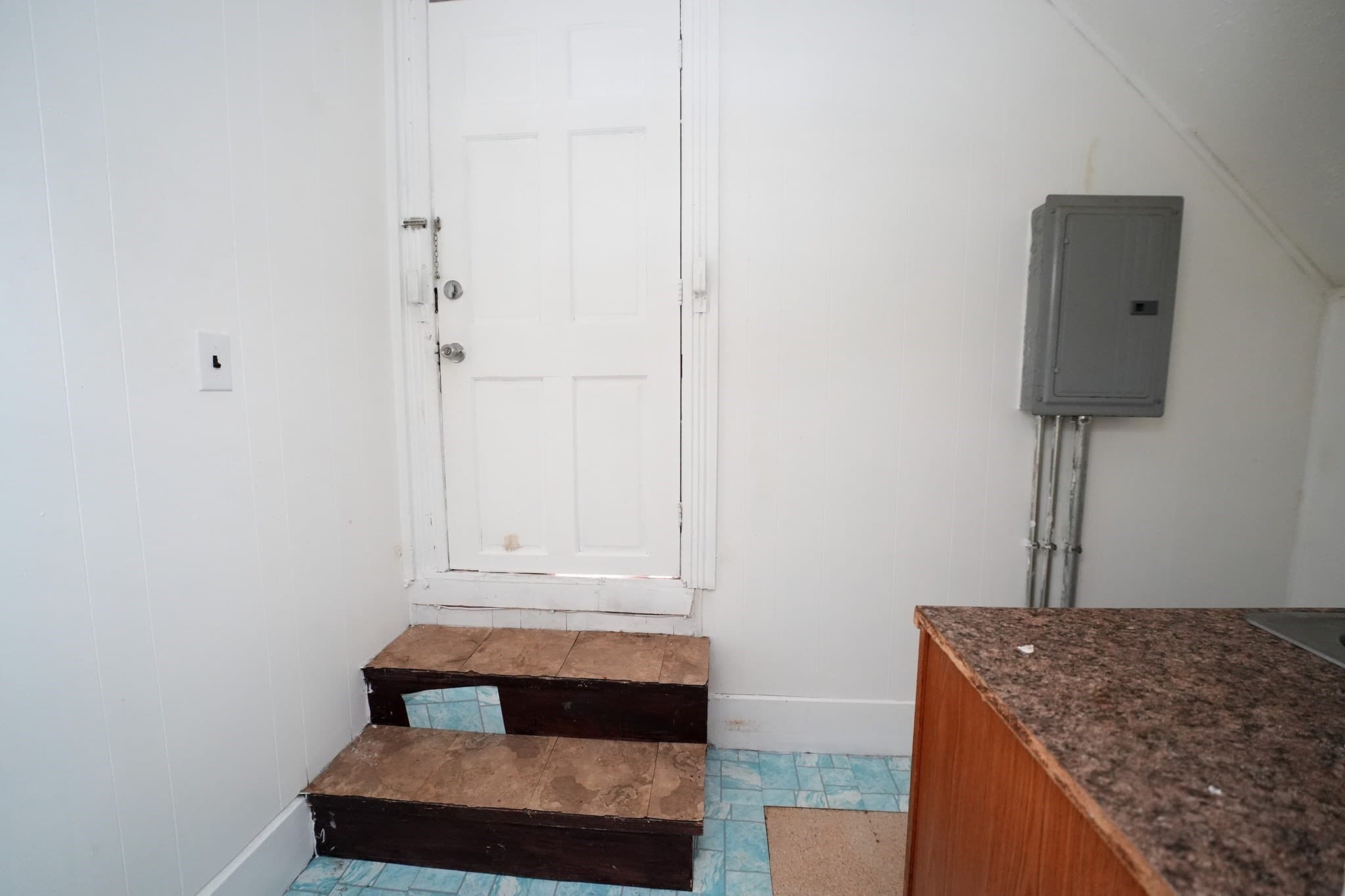 Multi Family at 3 Clifton Ter, Worcester MA 01610, Worcester, photo 22 of 33