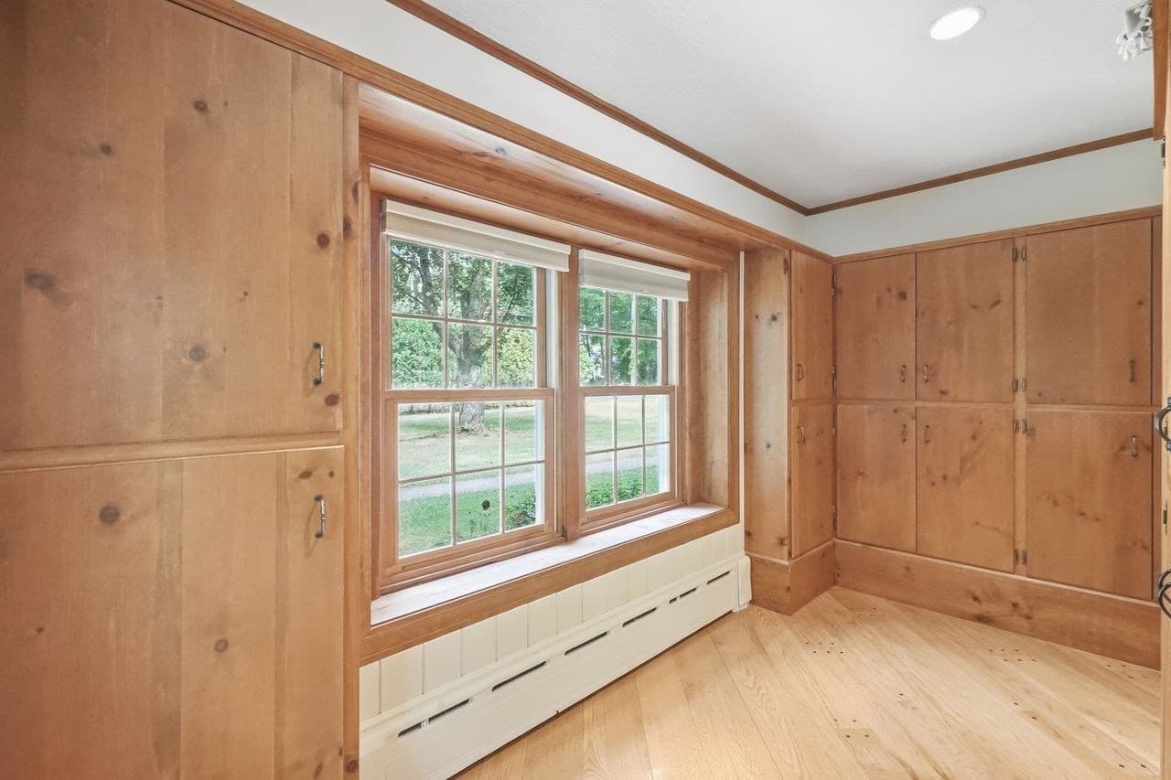 Single Family Residence at 36 Honey Pot Road, Westfield MA 01085, Westfield, photo 13 of 42