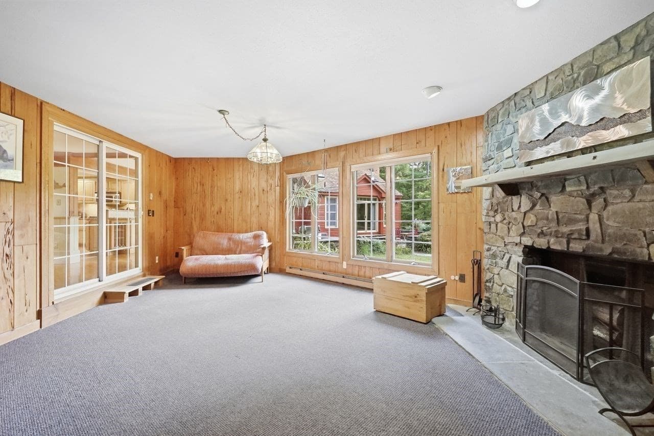 Single Family Residence at 36 Honey Pot Road, Westfield MA 01085, Westfield, photo 4 of 42