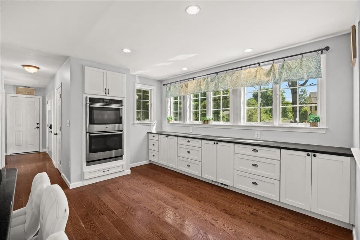 Single Family Residence at 38 Fruit St, Mansfield MA 02048, Mansfield, photo 4 of 42