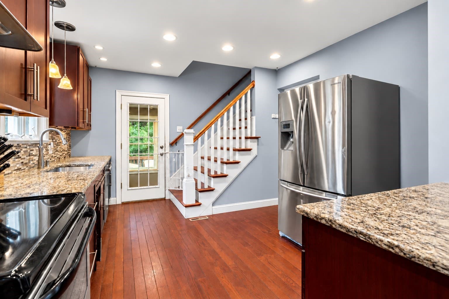 Single Family Residence at 6 Pershing St, Billerica MA 01862, Billerica, photo 13 of 29