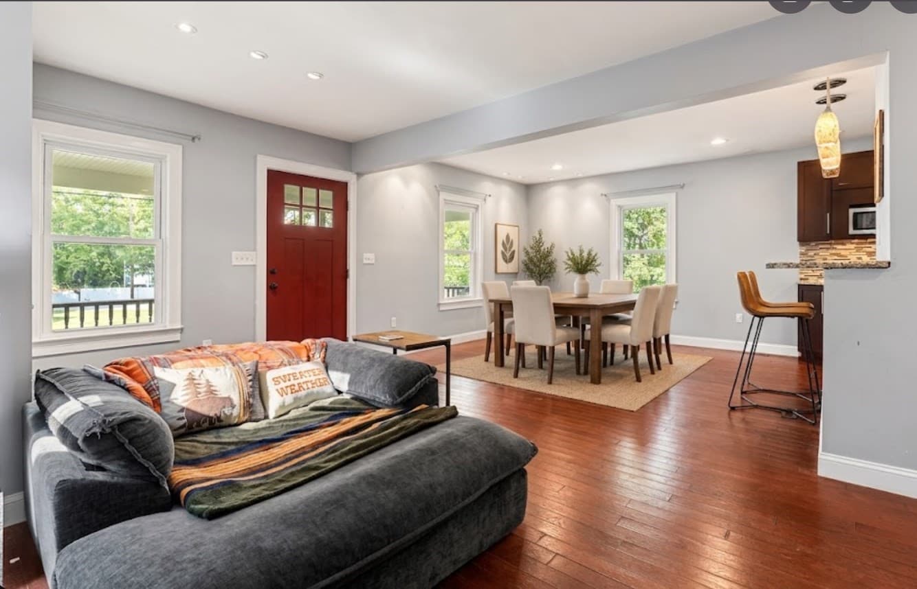Single Family Residence at 6 Pershing St, Billerica MA 01862, Billerica, photo 3 of 29