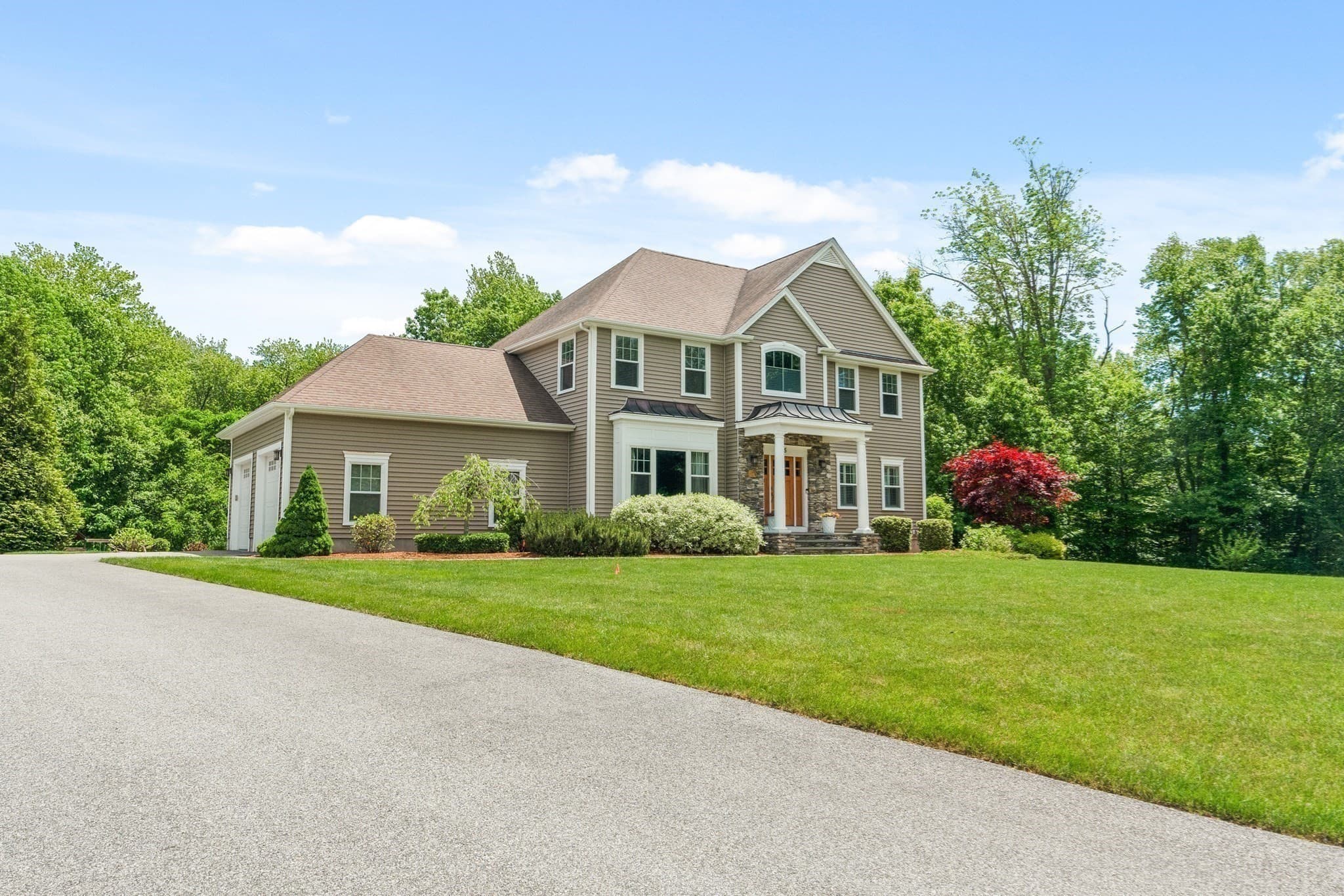 Single Family Residence at 5 Clinton Dr, Rehoboth MA 02769, Rehoboth, photo 5 of 34