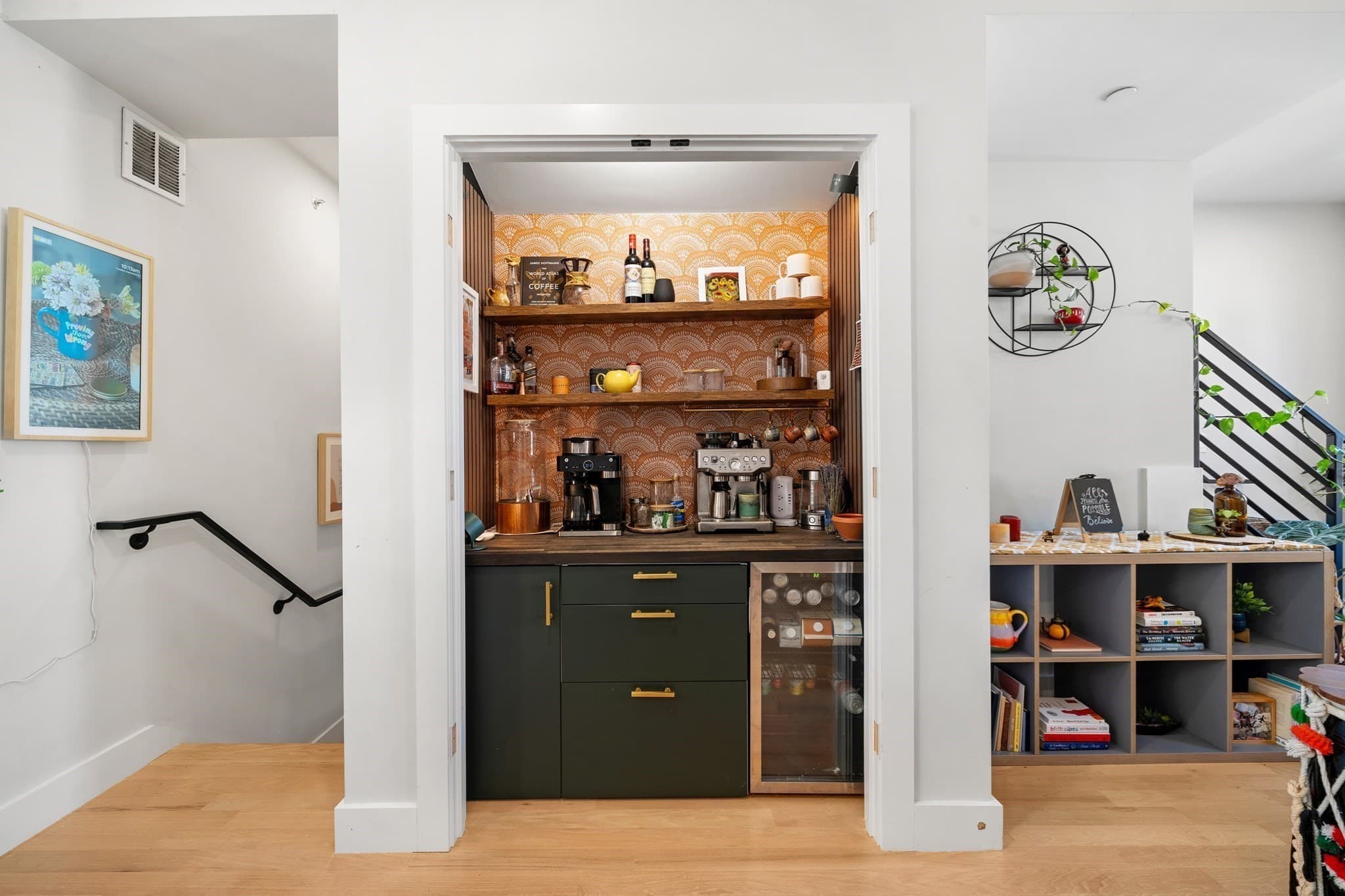 Condominium at 24 Bradshaw St # 4, Boston MA 02121, Boston, photo 6 of 34