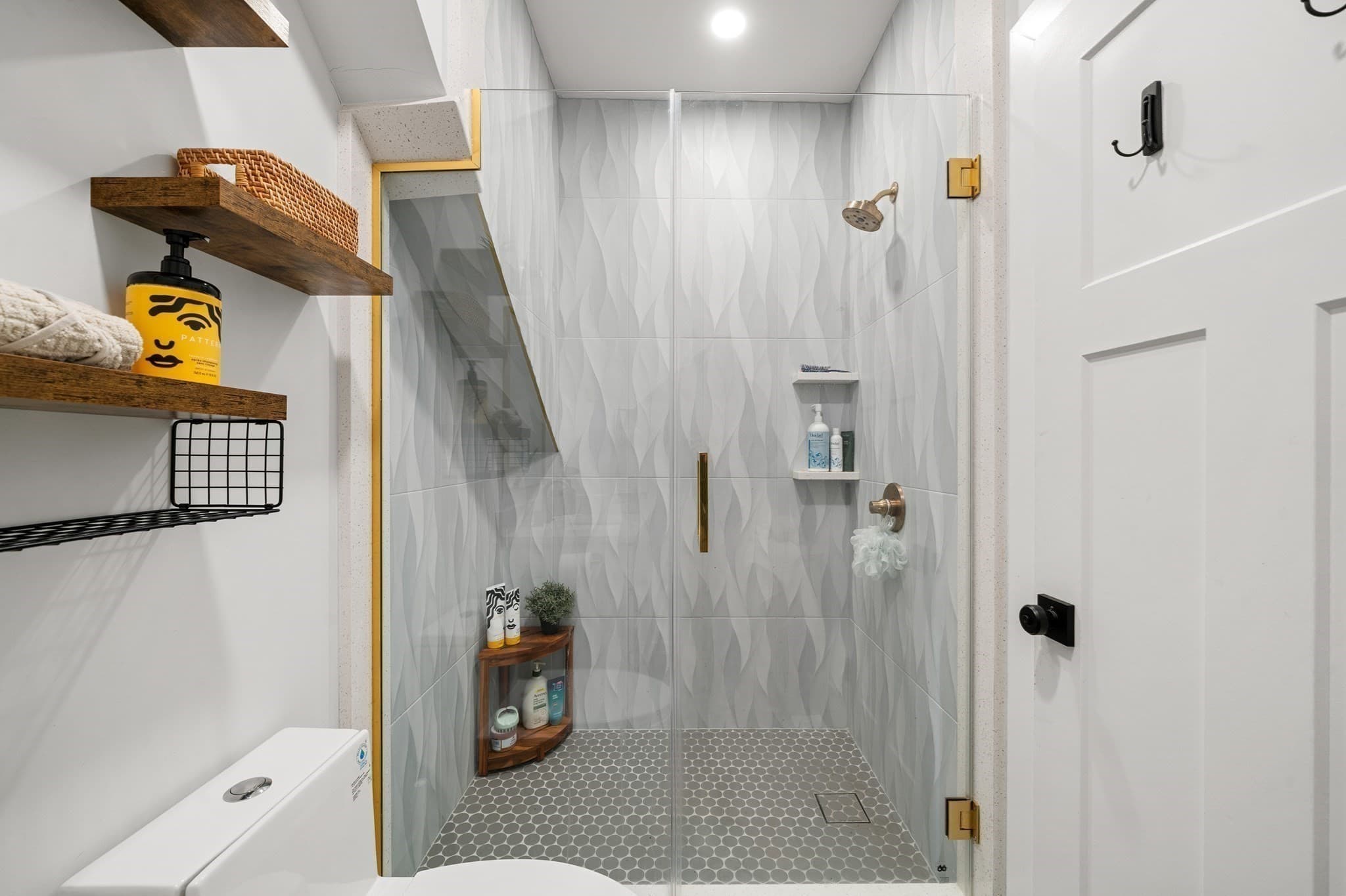 Condominium at 24 Bradshaw St # 4, Boston MA 02121, Boston, photo 26 of 34