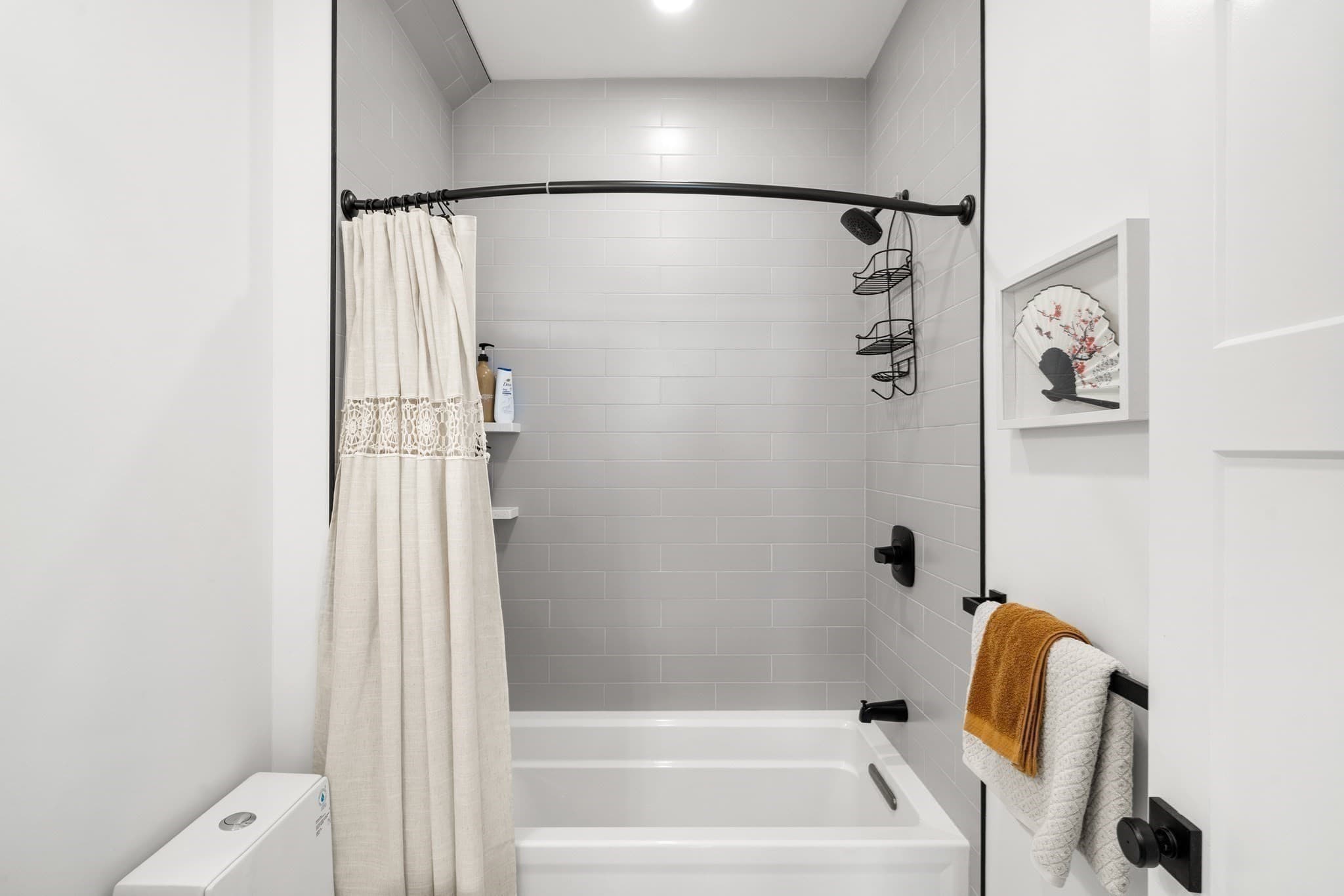 Condominium at 24 Bradshaw St # 4, Boston MA 02121, Boston, photo 21 of 34