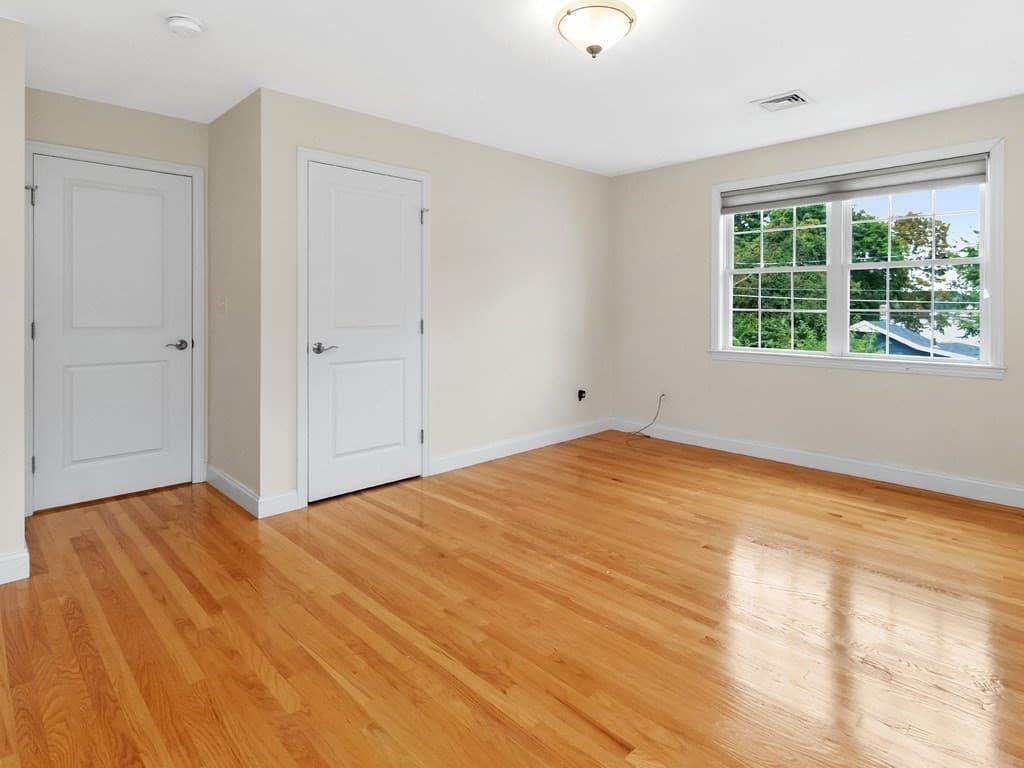 Single Family Residence at 35 Hiawatha Avenue, Waltham MA 02451, Waltham, photo 17 of 41
