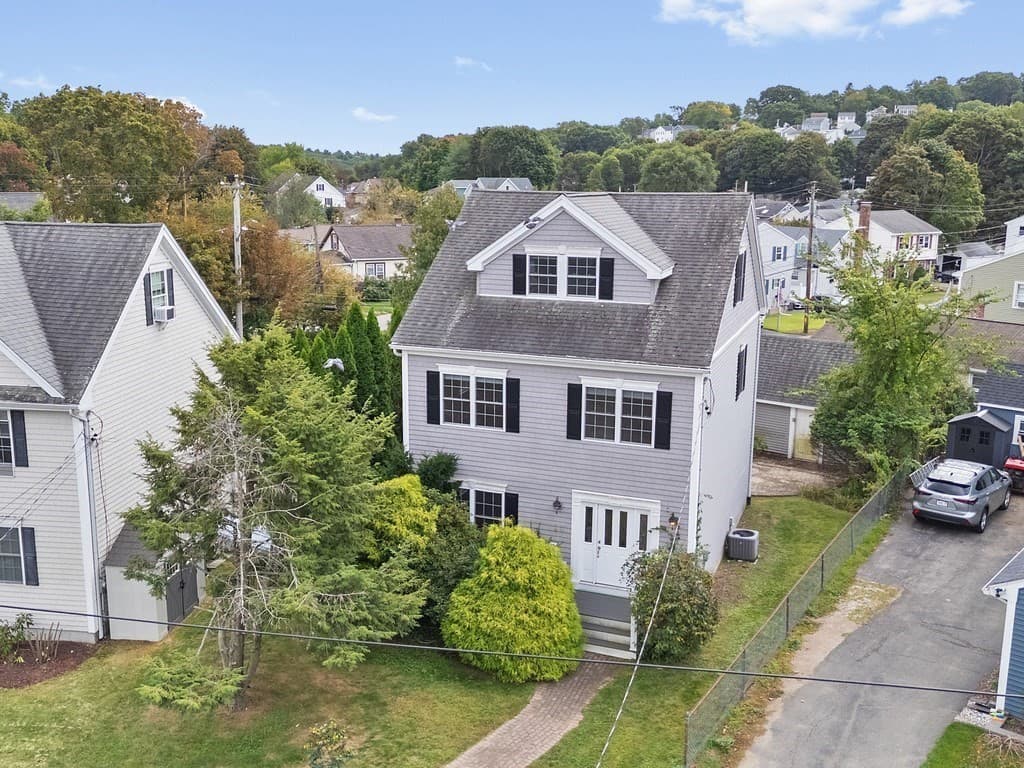 Single Family Residence at 35 Hiawatha Avenue, Waltham MA 02451, Waltham, photo 36 of 41