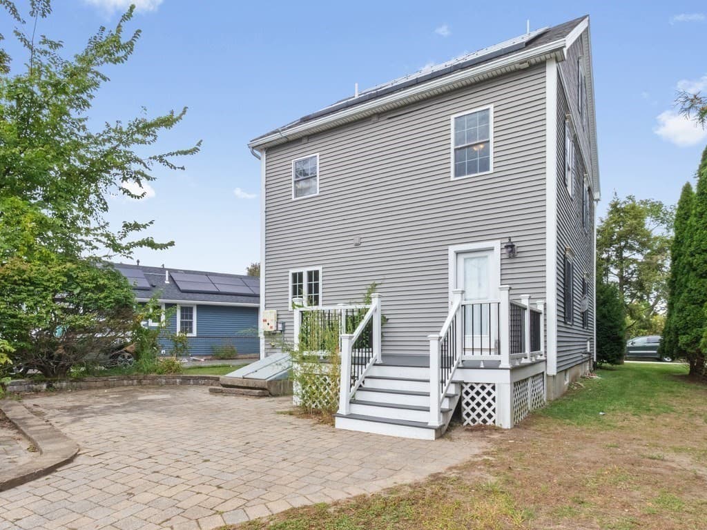 Single Family Residence at 35 Hiawatha Avenue, Waltham MA 02451, Waltham, photo 34 of 41