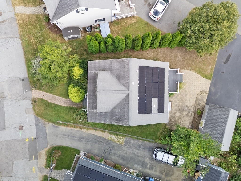Single Family Residence at 35 Hiawatha Avenue, Waltham MA 02451, Waltham, photo 37 of 41