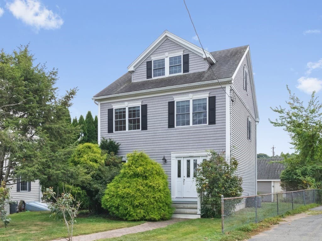 Single Family Residence at 35 Hiawatha Avenue, Waltham MA 02451, Waltham, photo 35 of 41