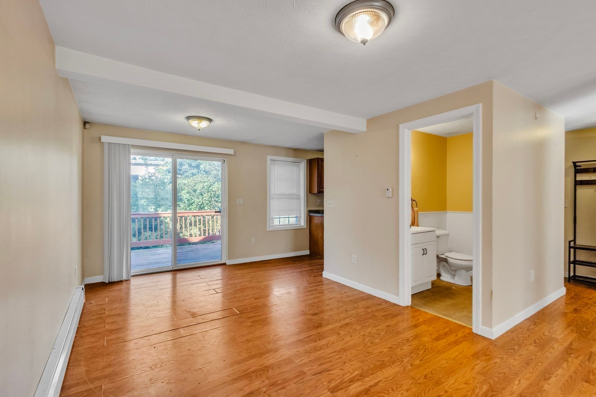 Single Family Residence at 162 High St, Fitchburg MA 01420, Fitchburg, photo 6 of 29