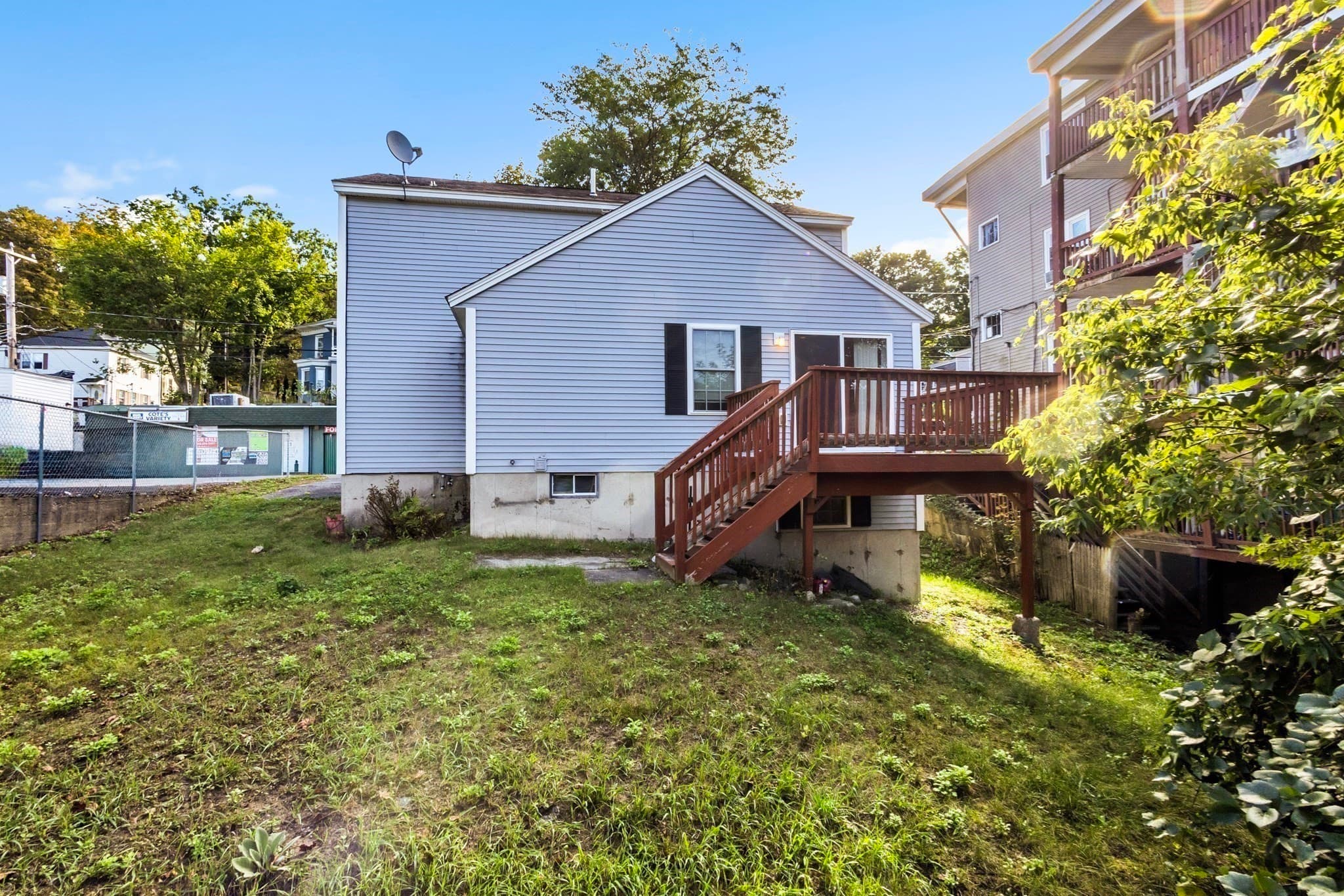 Single Family Residence at 162 High St, Fitchburg MA 01420, Fitchburg, photo 26 of 29
