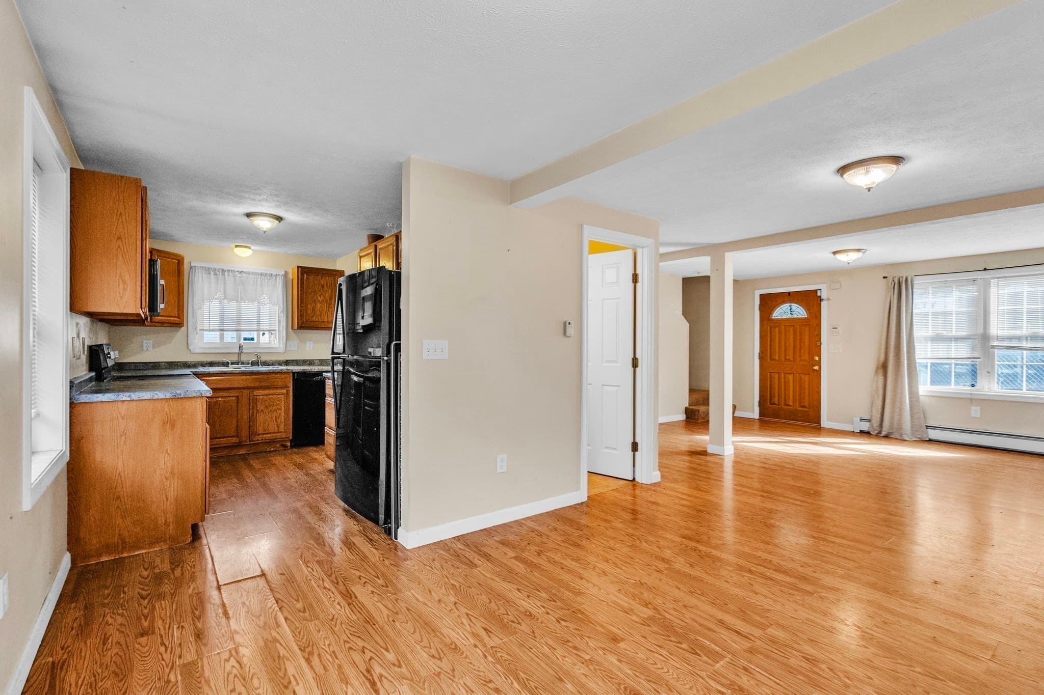Single Family Residence at 162 High St, Fitchburg MA 01420, Fitchburg, photo 5 of 29
