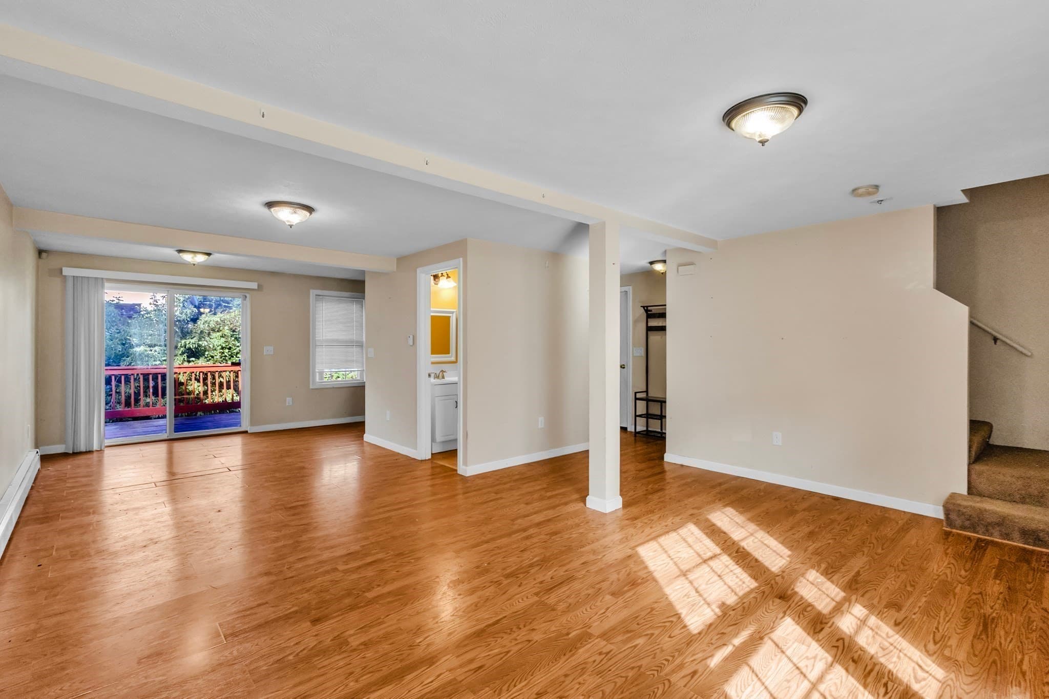 Single Family Residence at 162 High St, Fitchburg MA 01420, Fitchburg, photo 4 of 29
