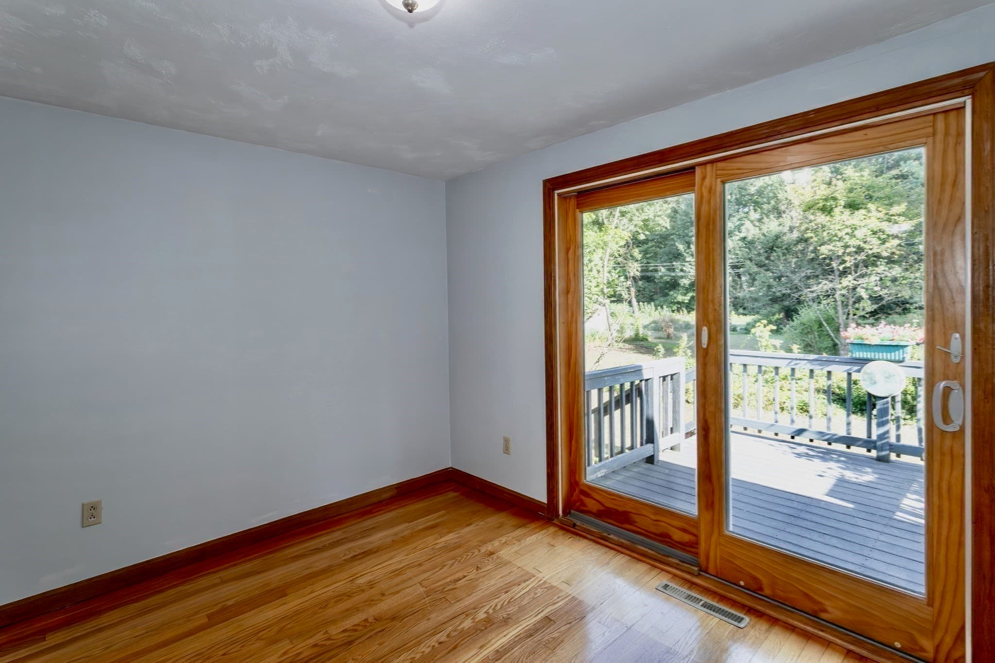 Single Family Residence at 71 Birch Bluffs Drive, Westfield MA 01085, Westfield, photo 16 of 35