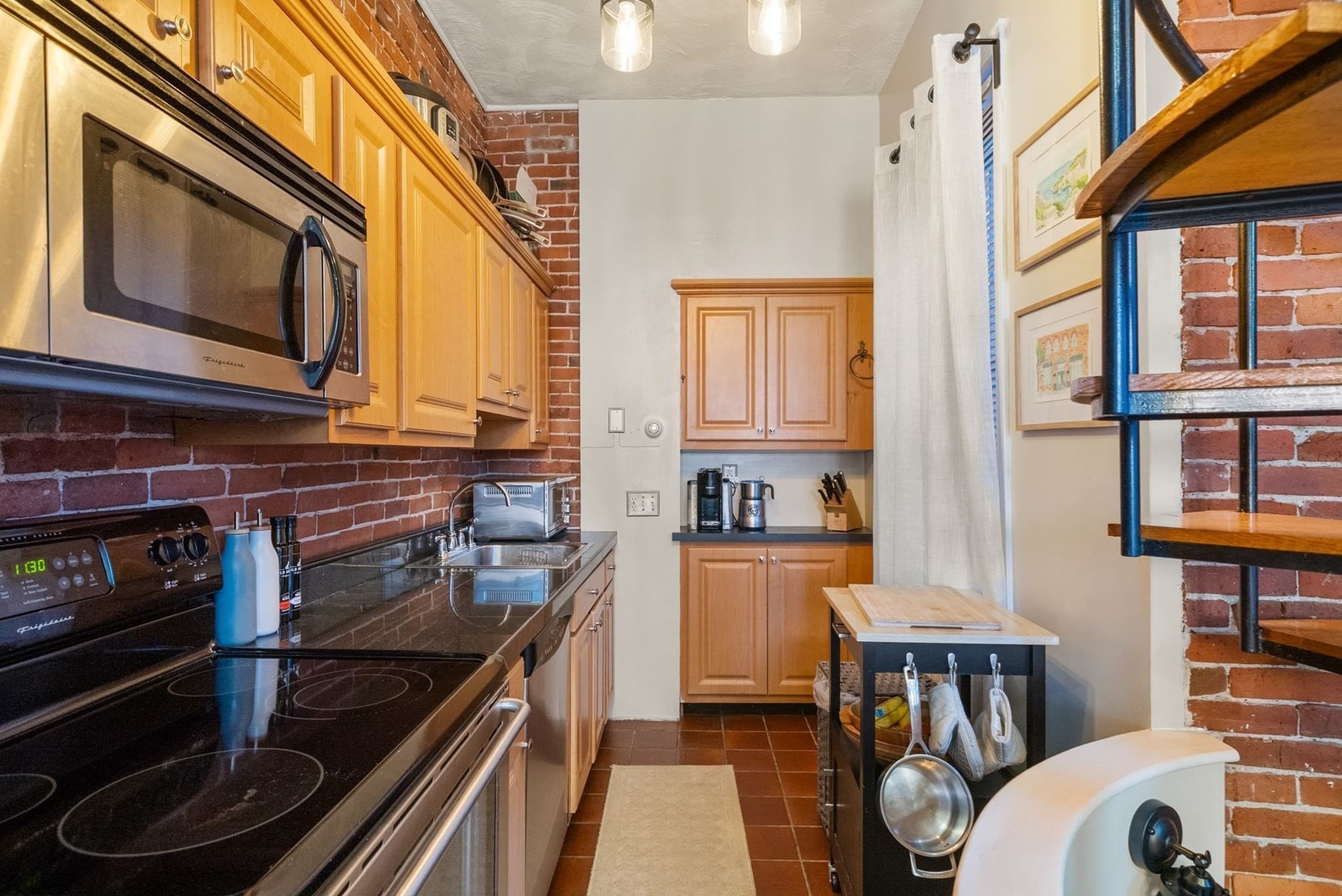 Condominium at 439 Shawmut Ave # 6, Boston MA 02118, Boston, photo 25 of 32