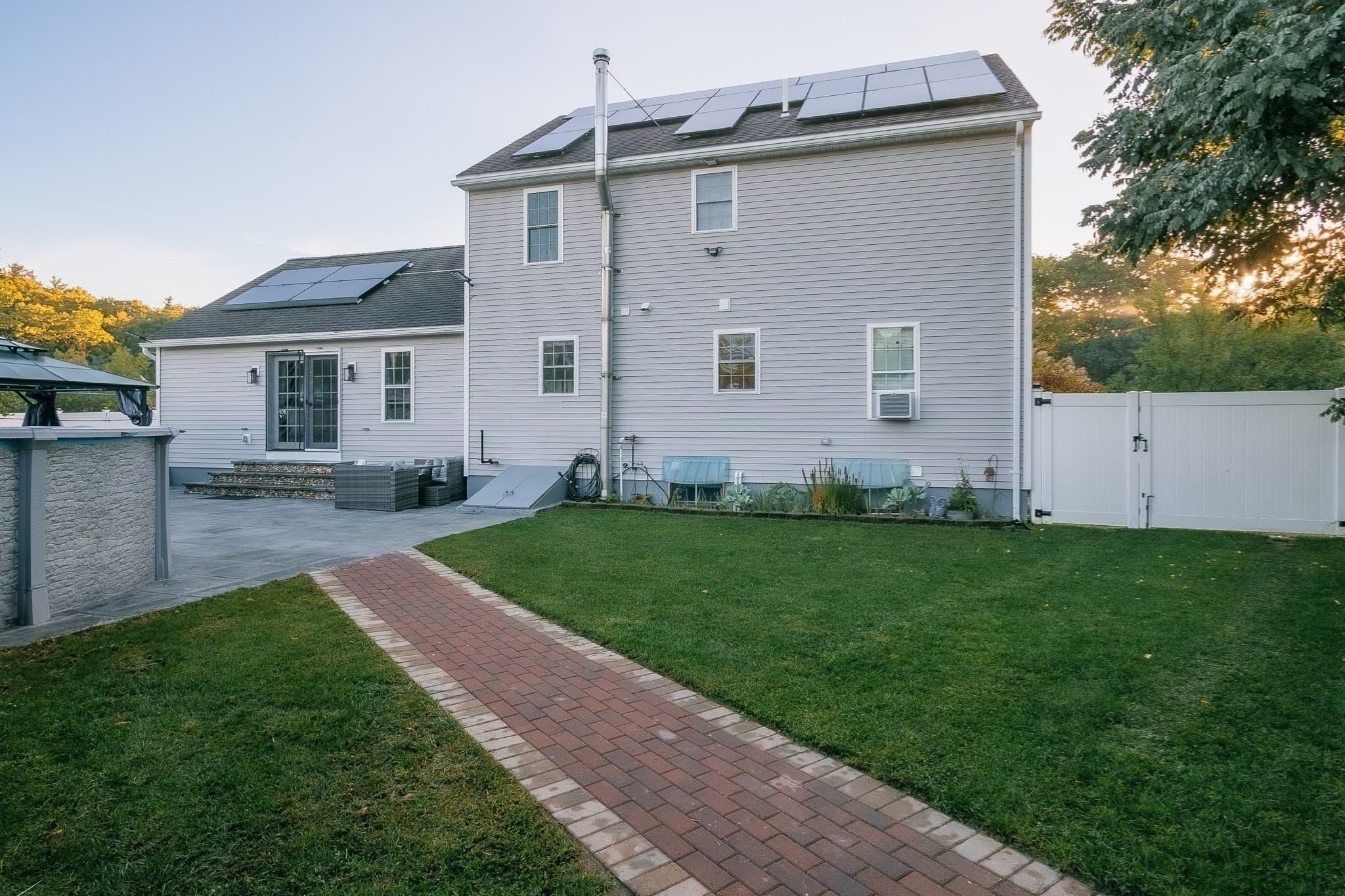 Single Family Residence at 107 Bishop Rd, Fitchburg MA 01420, Fitchburg, photo 37 of 42