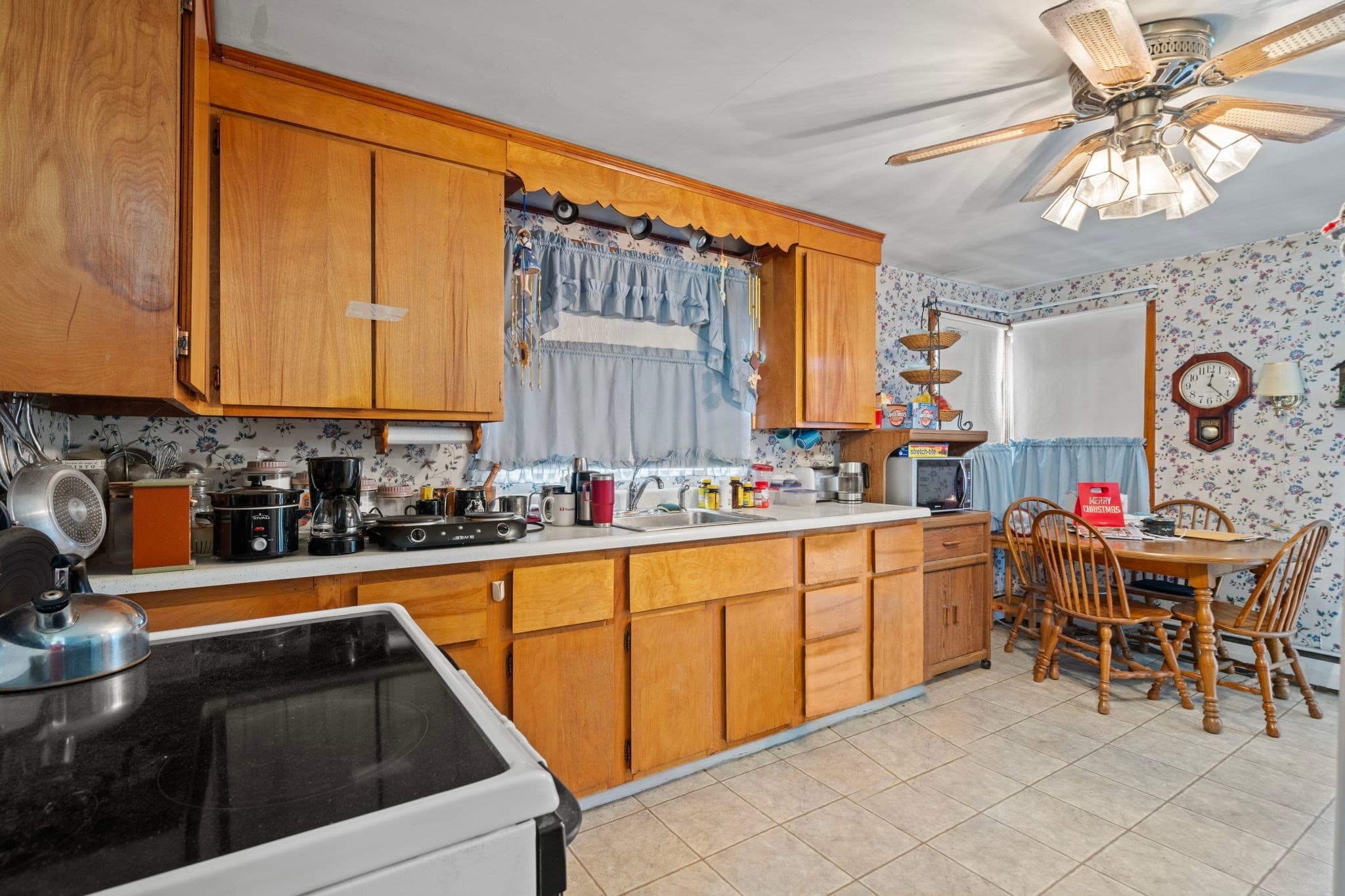 Single Family Residence at 43 Lawrence St, Wilmington MA 01887, Wilmington, photo 14 of 20