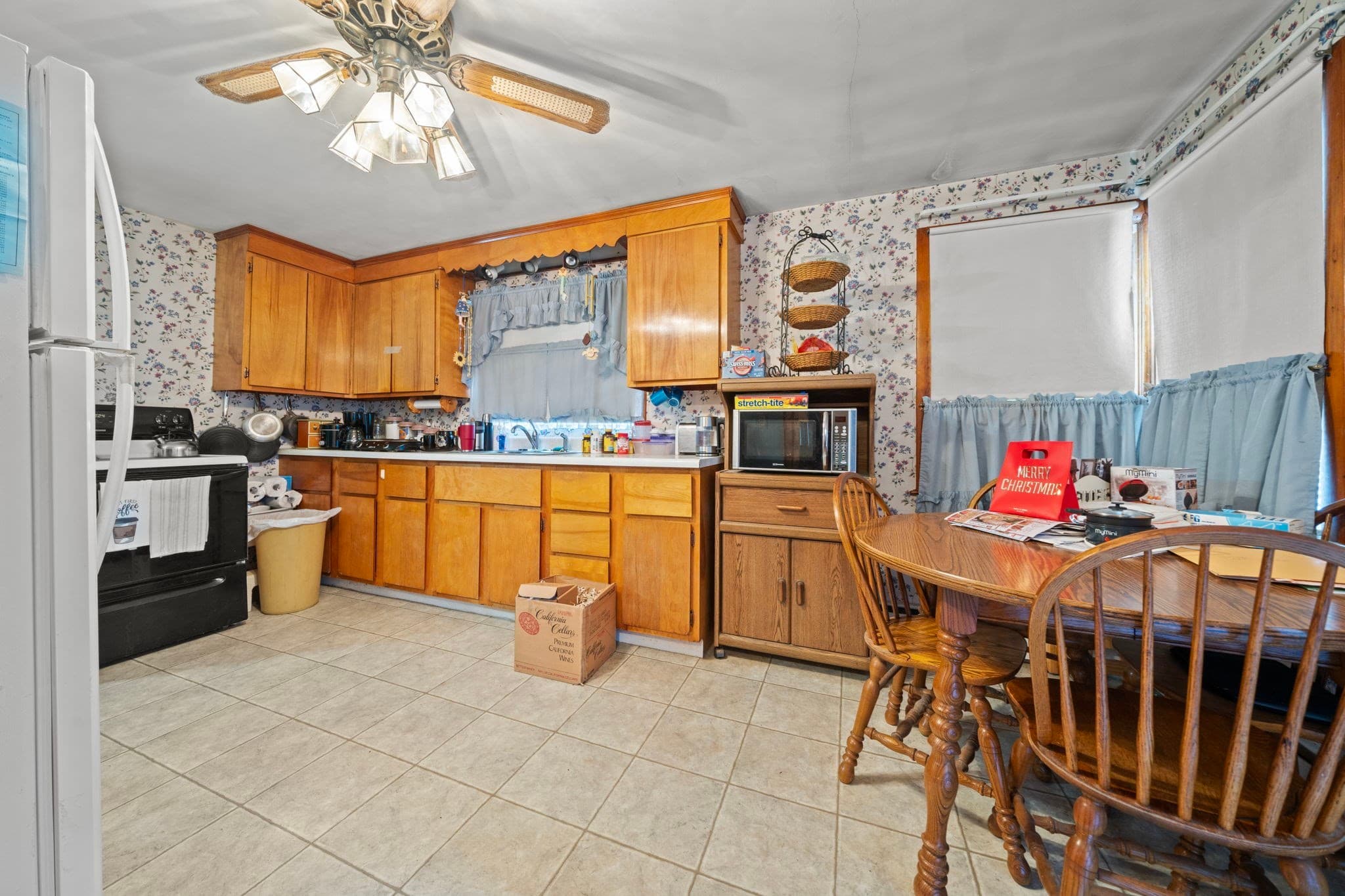 Single Family Residence at 43 Lawrence St, Wilmington MA 01887, Wilmington, photo 15 of 20