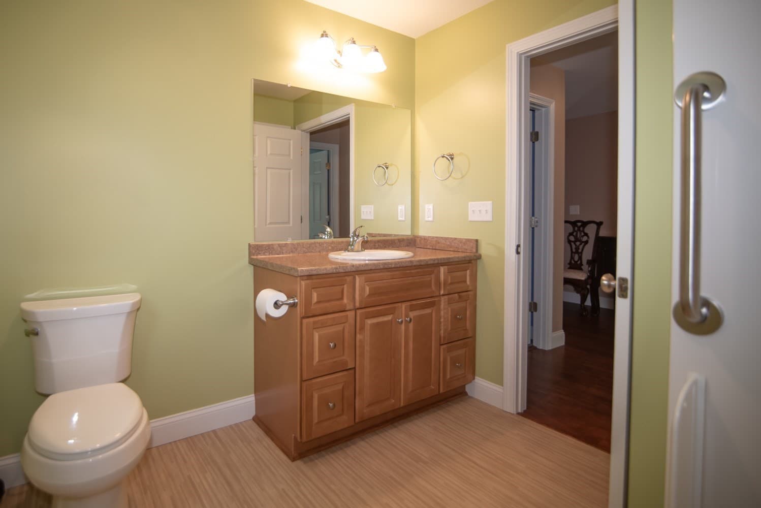 Condominium at 10 Ashley Ln # 10, Methuen MA 01844, Methuen, photo 17 of 25